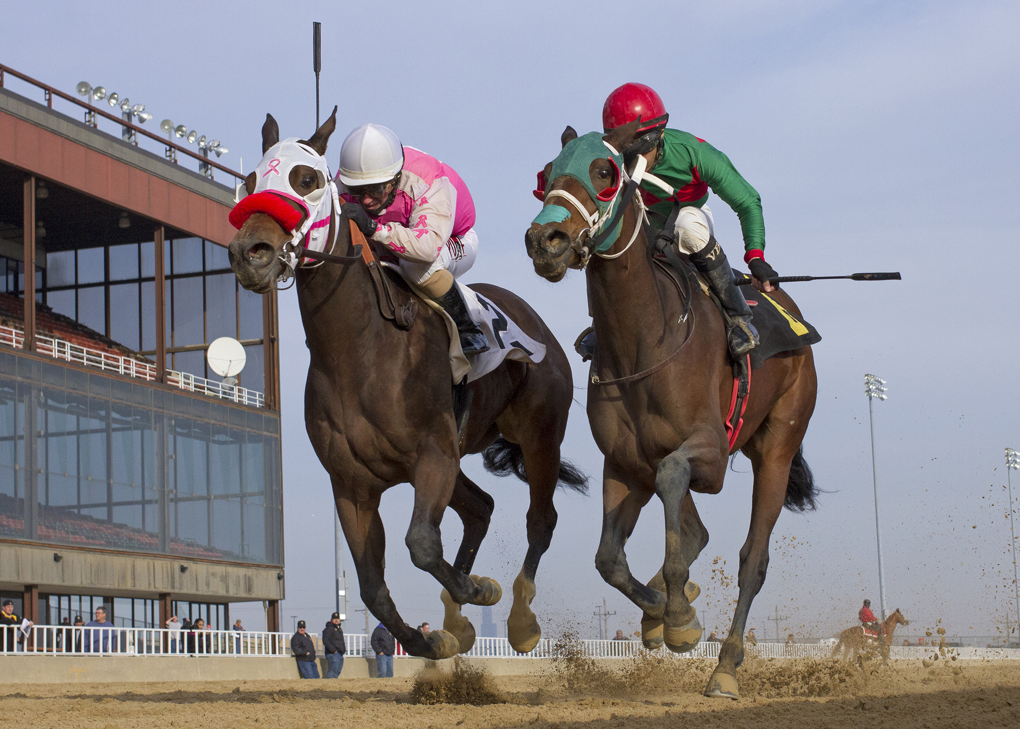 Cowgirl Callie (outside) wins the 2017 Illinois Debutante