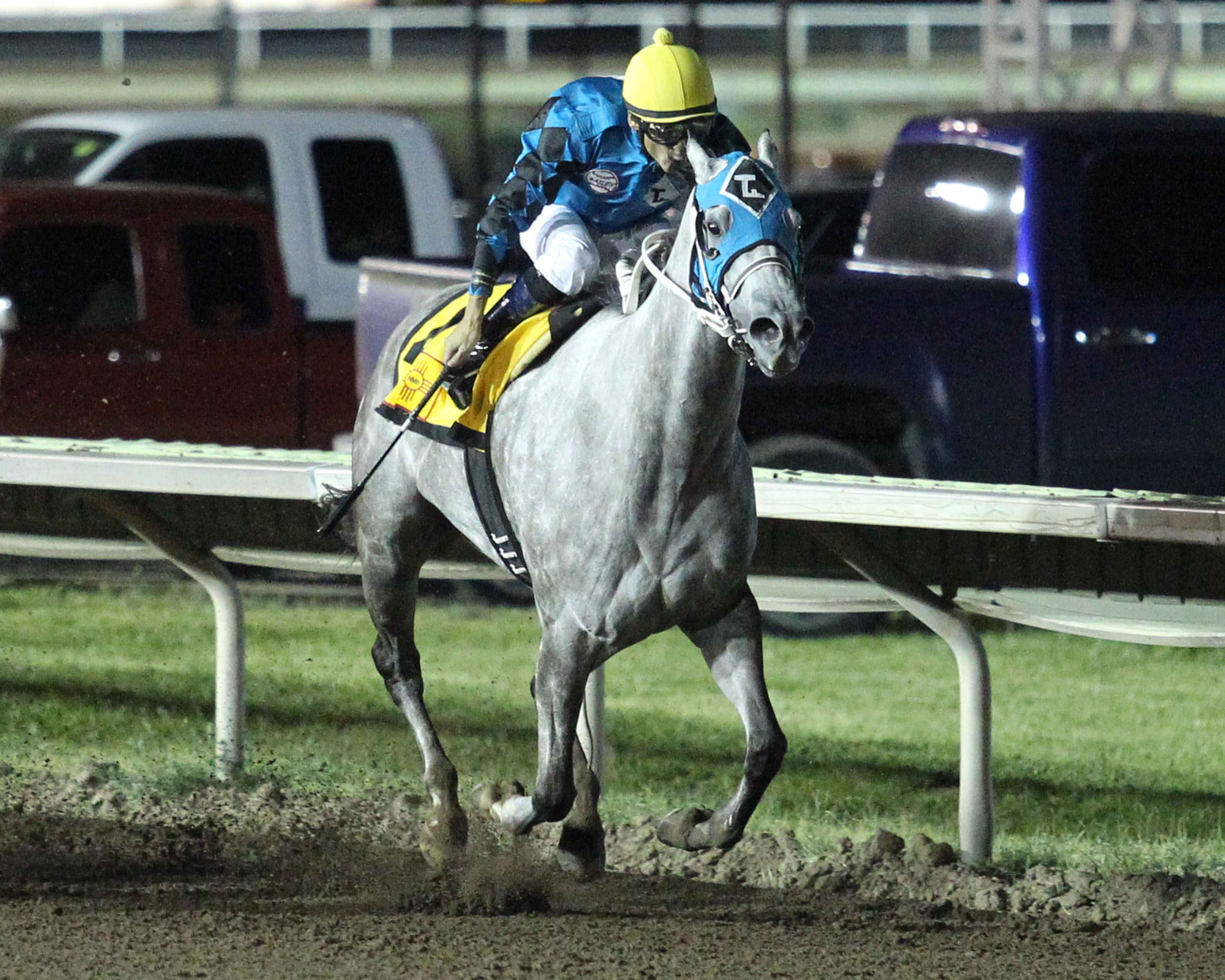 Diabolical Dame wins the Carlos Salazar Stakes ALB 8.26.17_CO