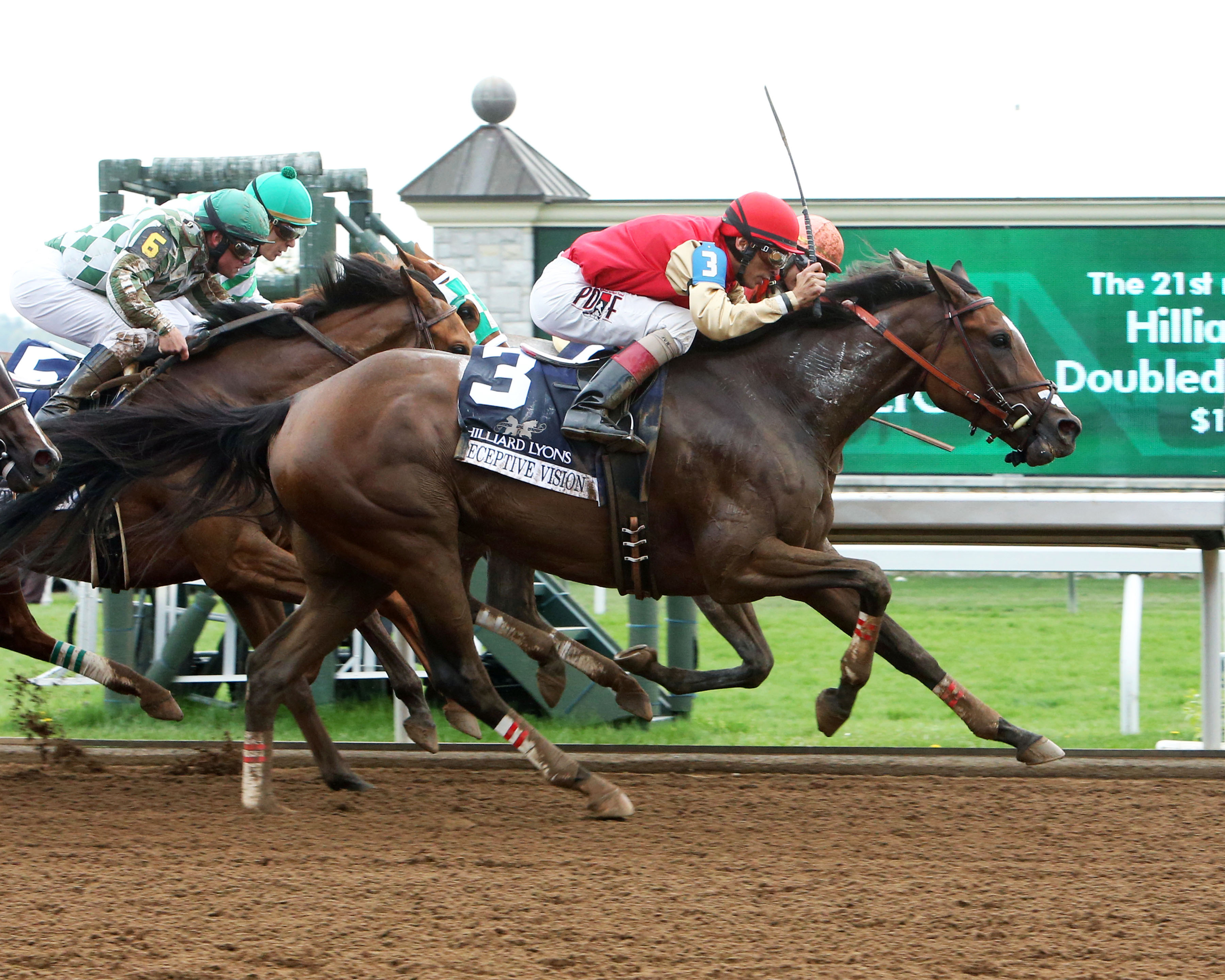 Deceptive Vision wins the Doubledogdare