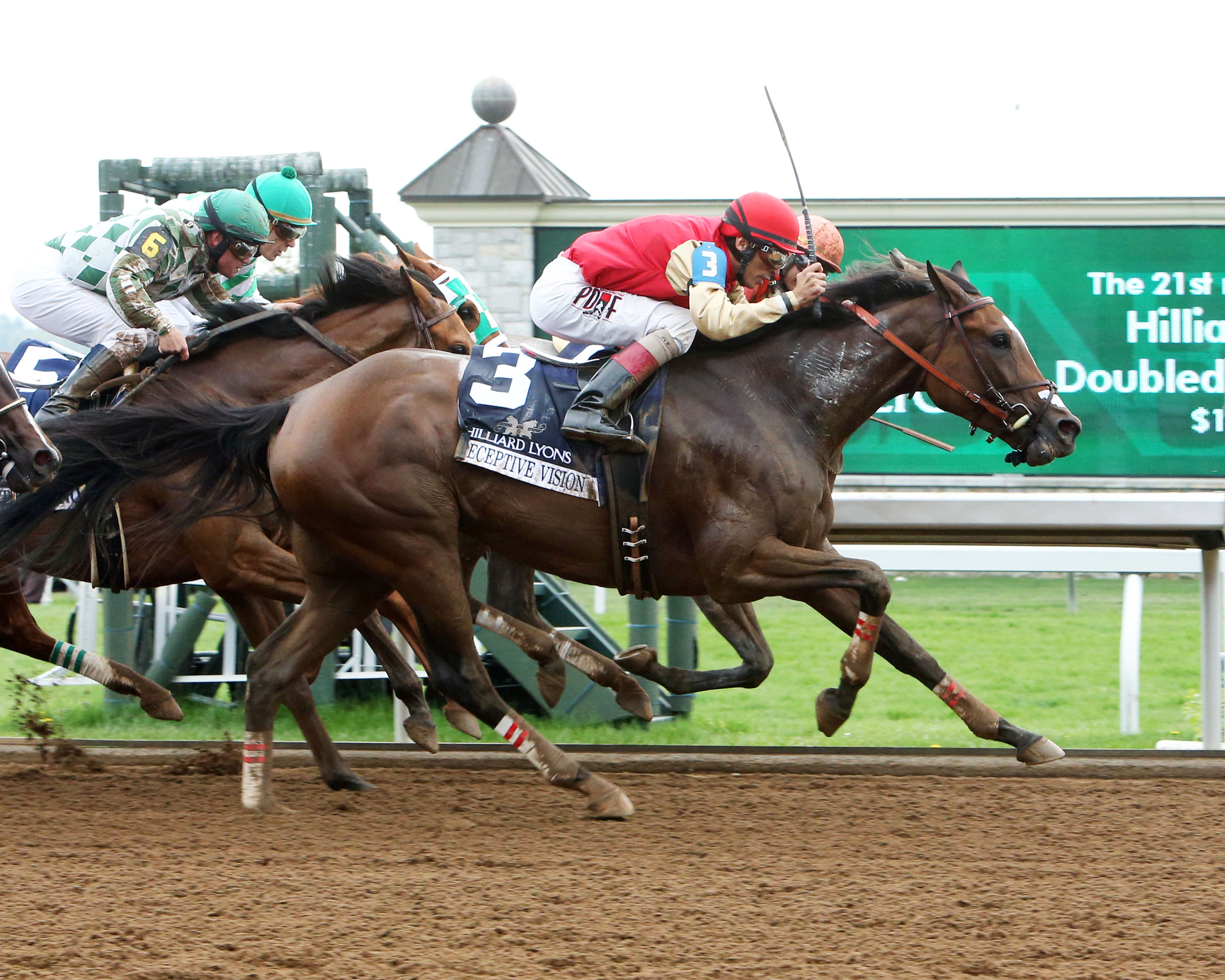 Deceptive Vision wins the Doubledogdare