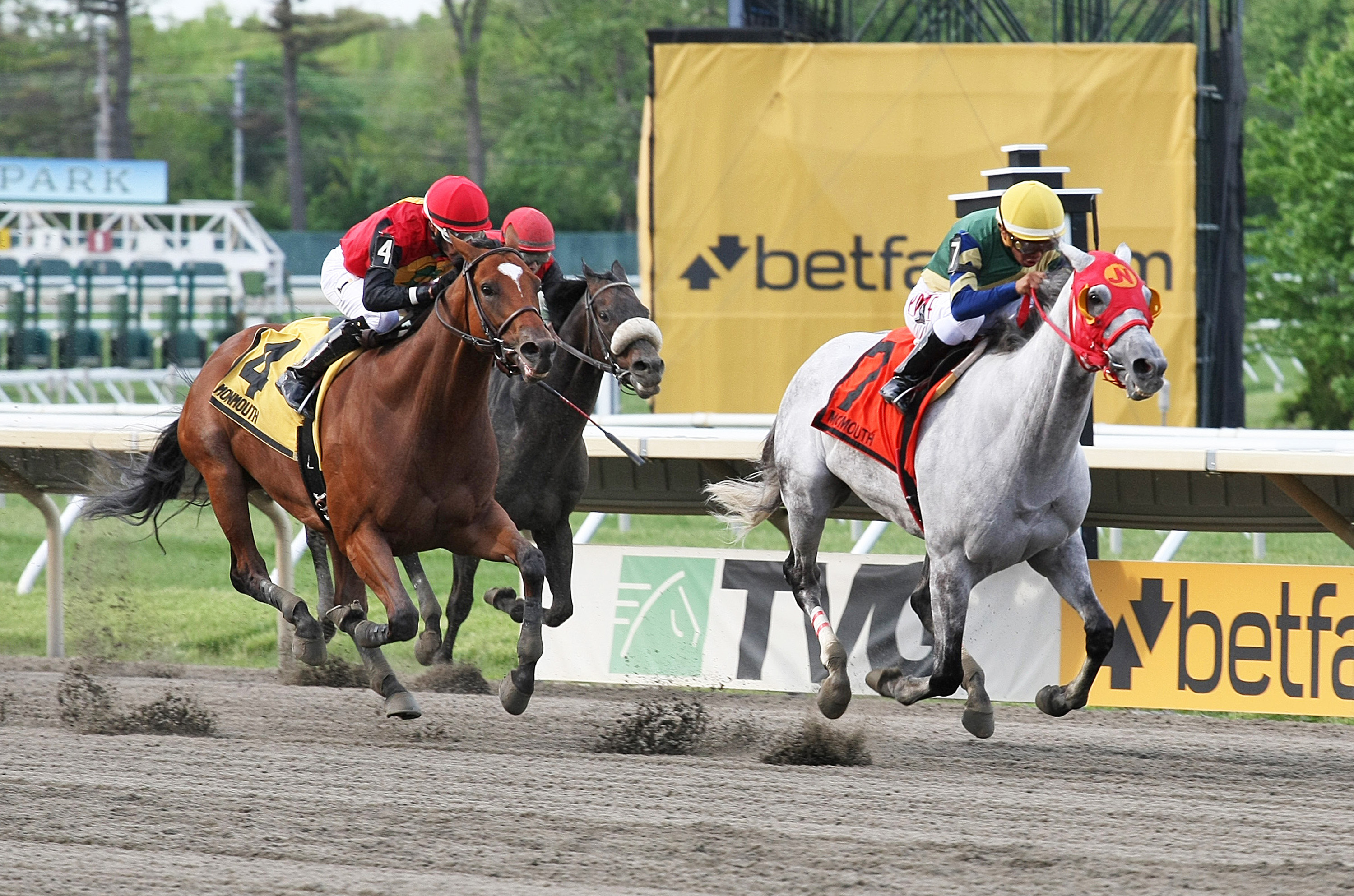 Delta Bluesman wins the Decathalon