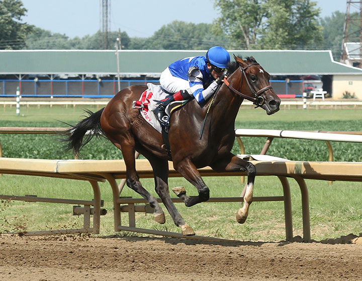 Dennis' Moment wins a July 27 maiden race at Ellis Park