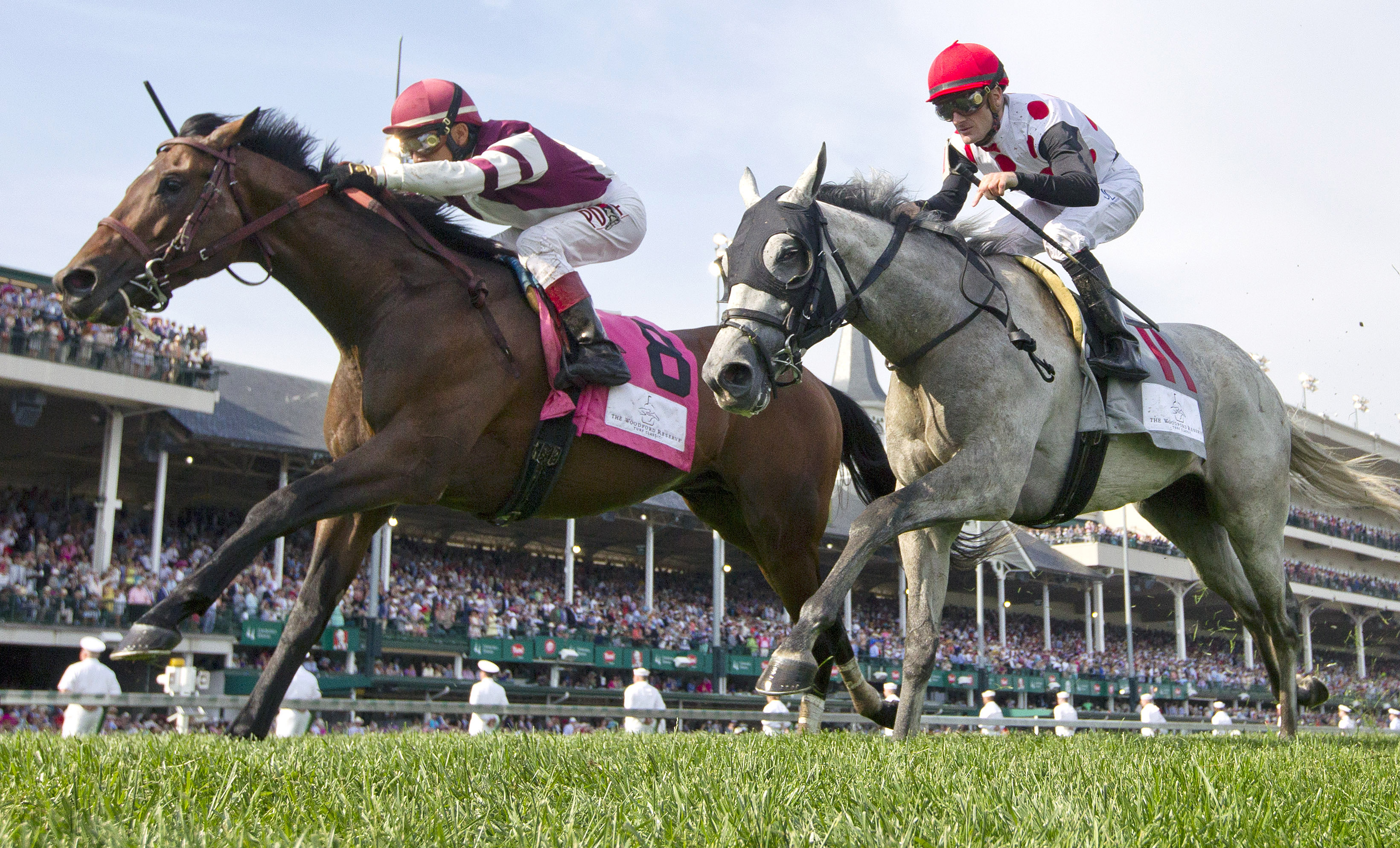 Divisidero wins the 2016 Woodford Reserve Turf Classic
