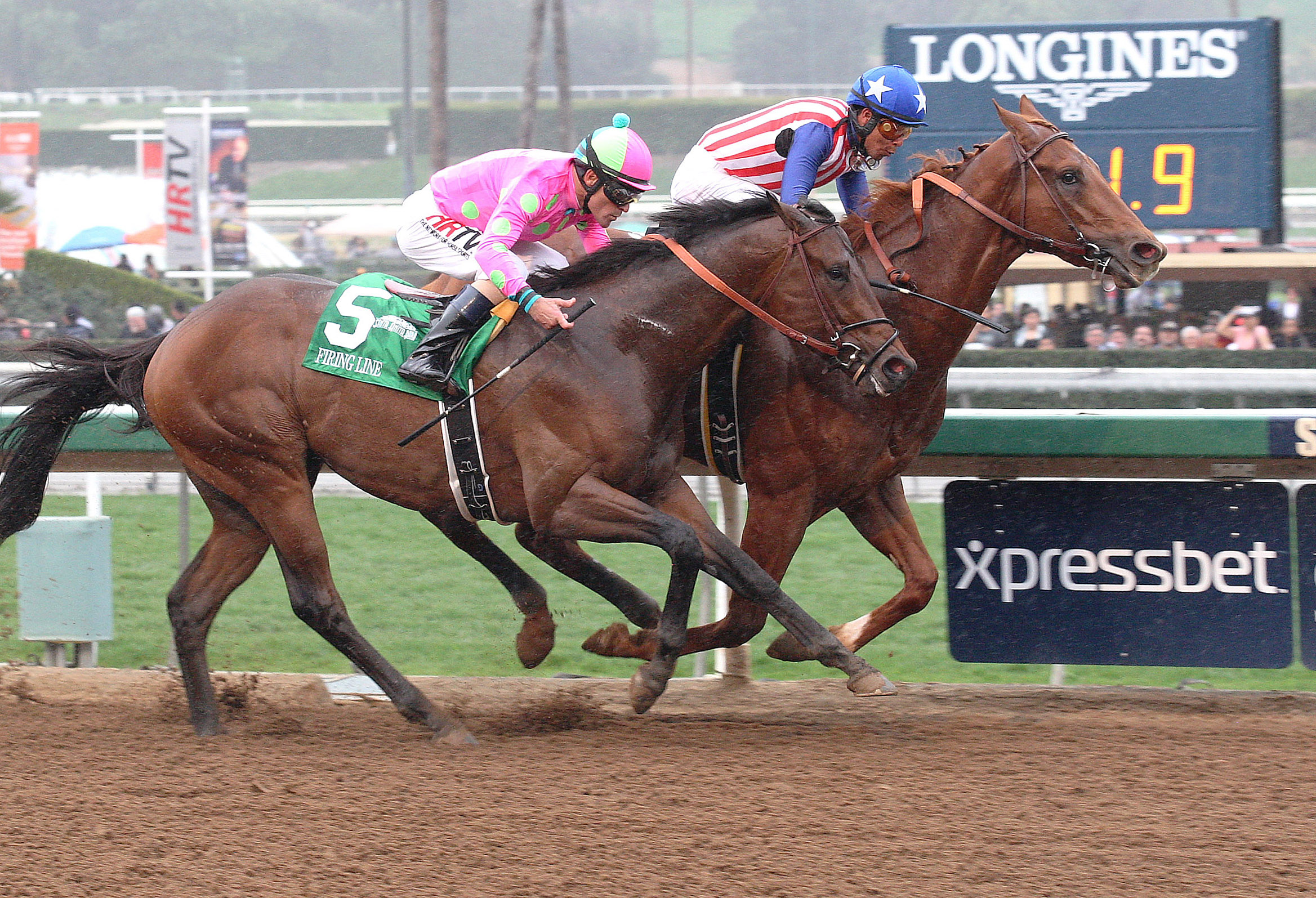Dortmund wins the Robert B. Lewis