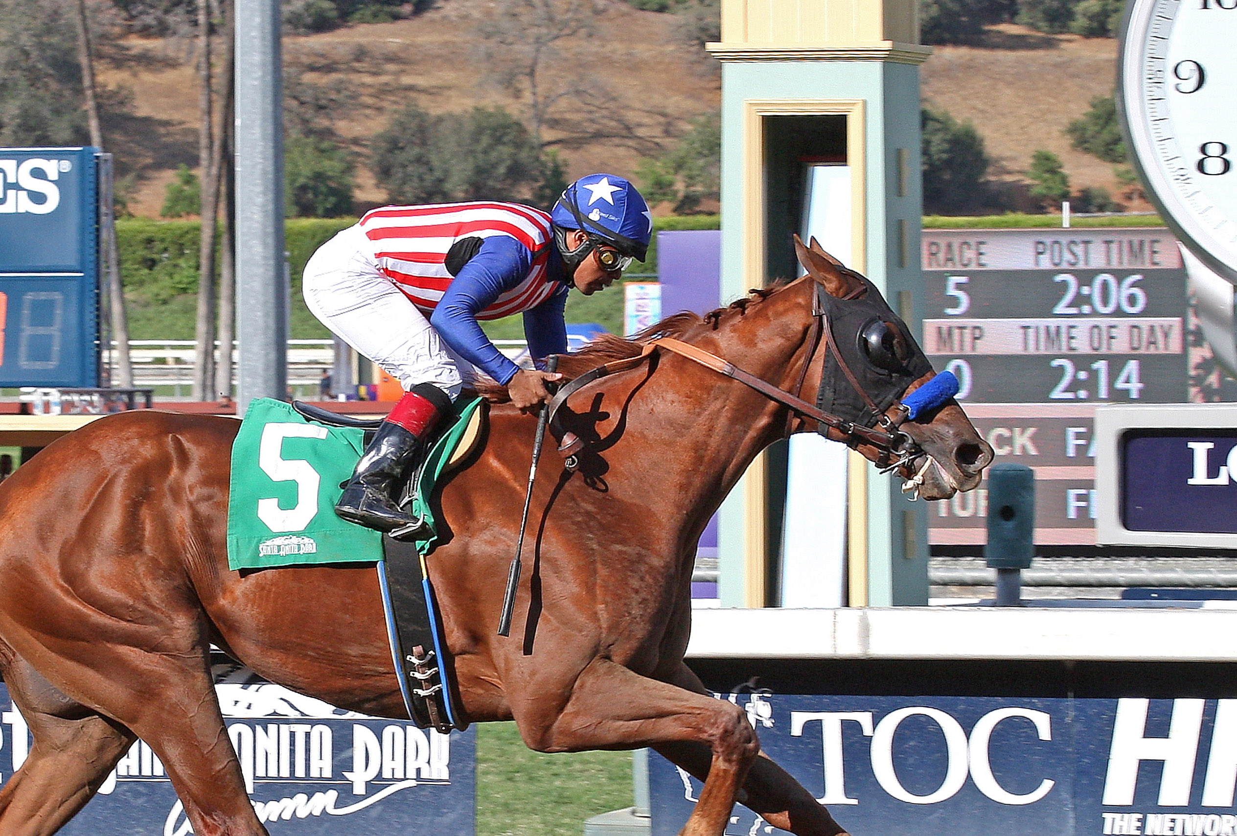 Dortmund wins a maiden race