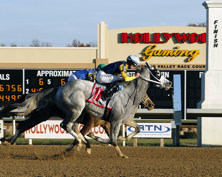 Dugout wins the 2019 Steel Valley Sprint at Mahoning Valley Racecourse