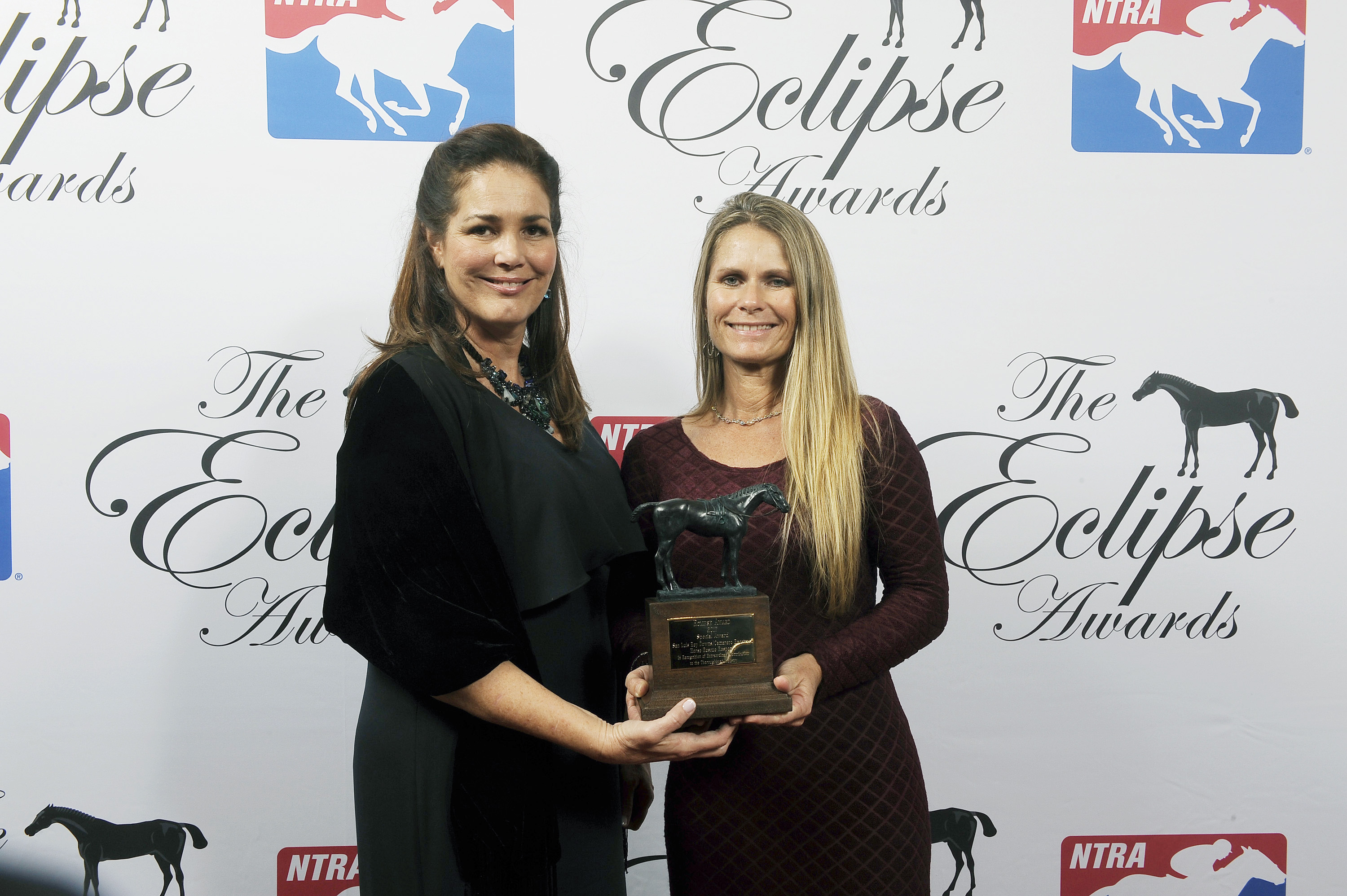Kelly Stobie and Shelley Blodgett accept Special Eclipse Award