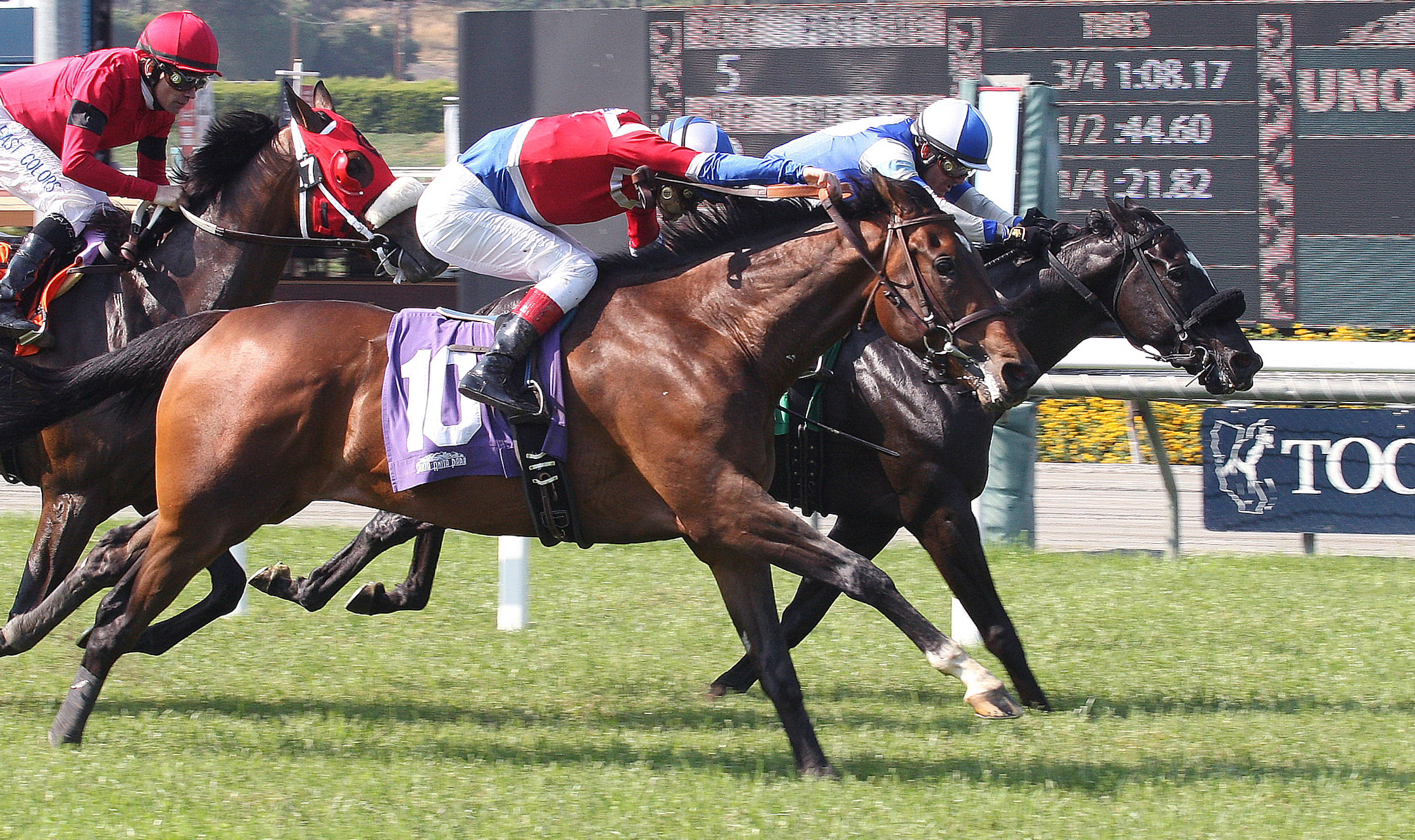 Ebadan wins his maiden at Santa Anitaa