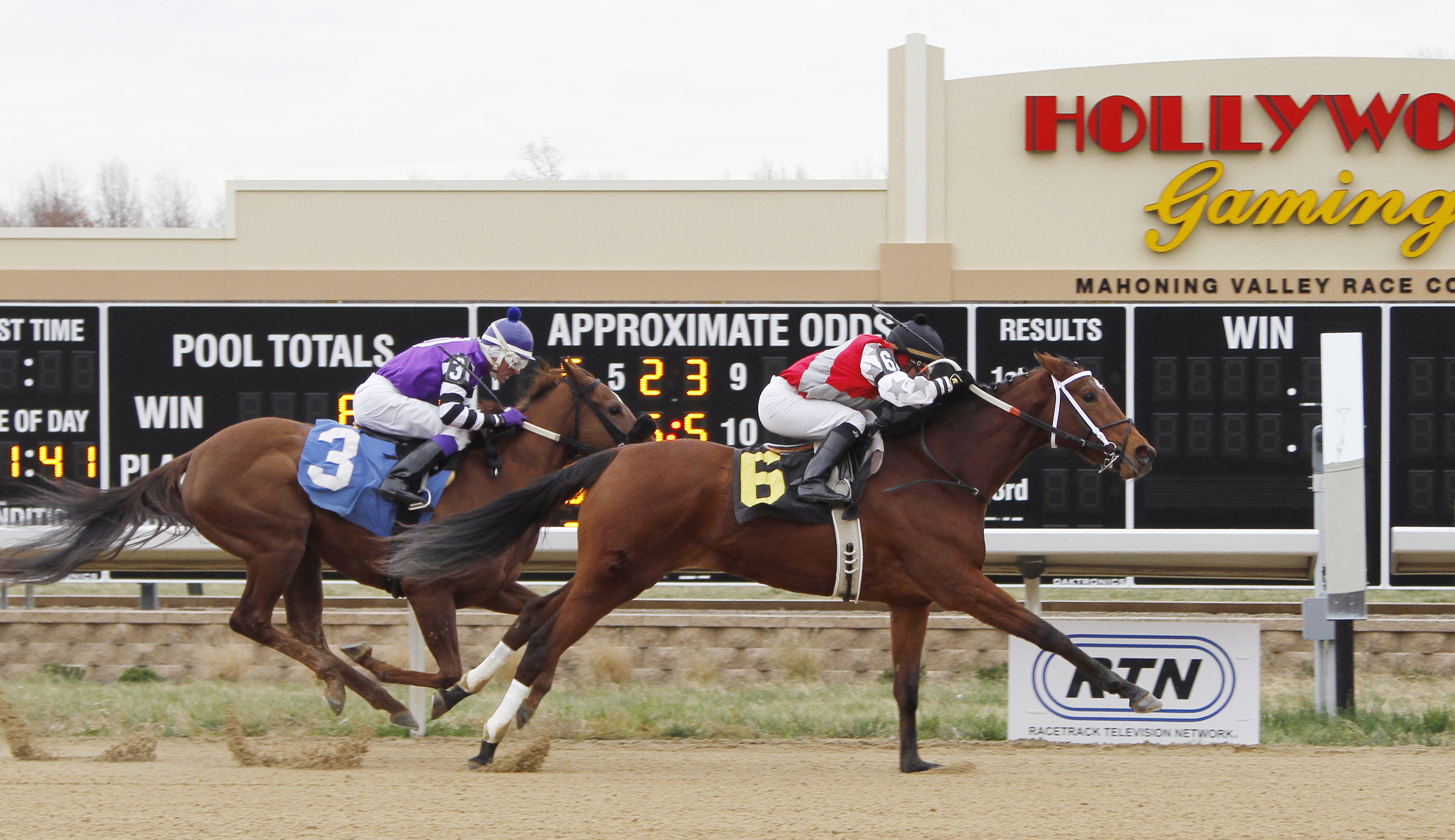 Ebby wins the Glacial Princess Stakes