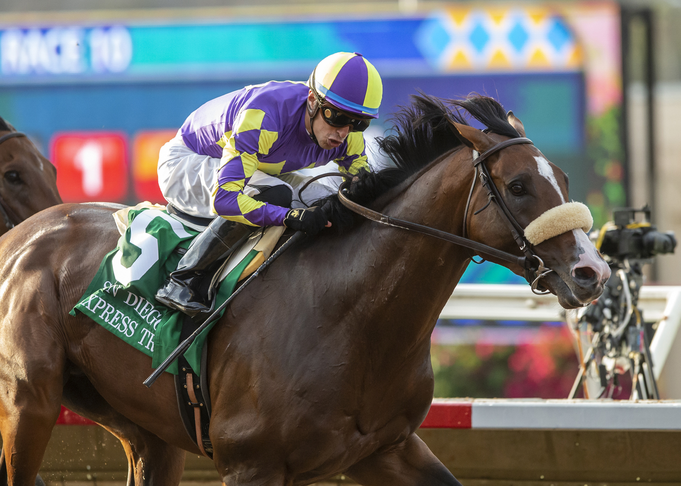 Express Train wins San Diego Handicap 7-17-2021