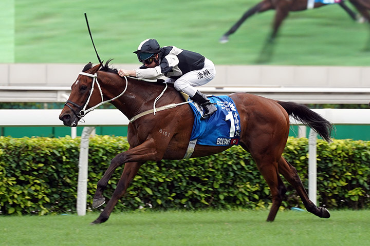 Exultant wins the 2020 Standard Chartered Champions and Chater Cup at Sha Tin