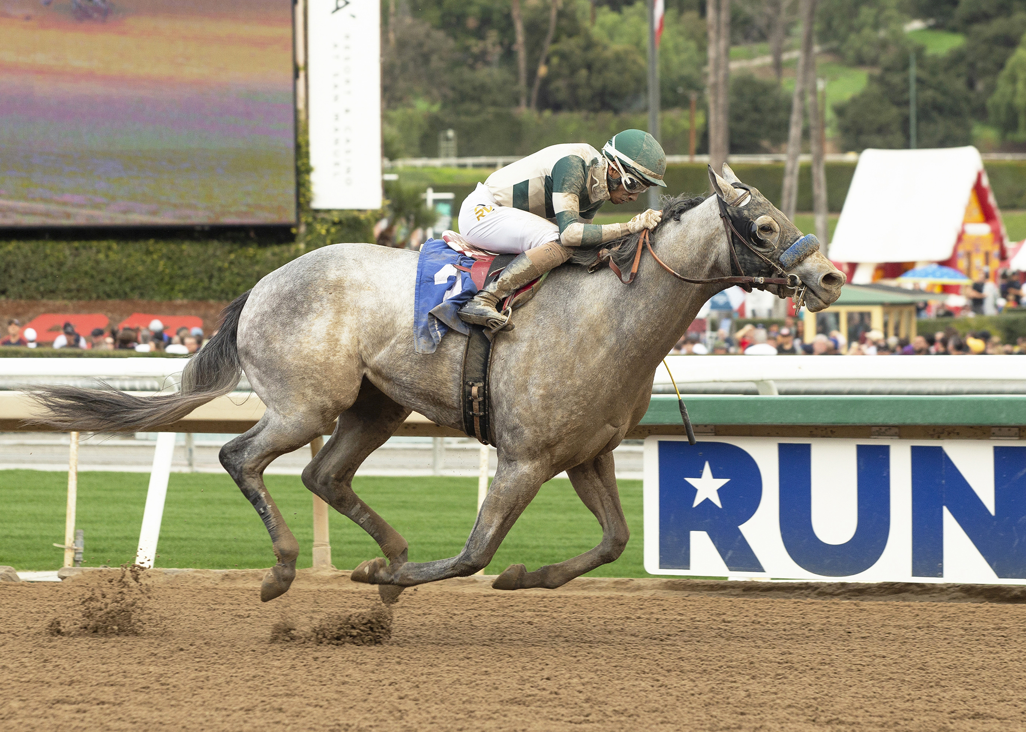 Faustin was bet down to 4-5 like a can’t-miss Bob Baffert firster, but stylistically didn’t run like one.