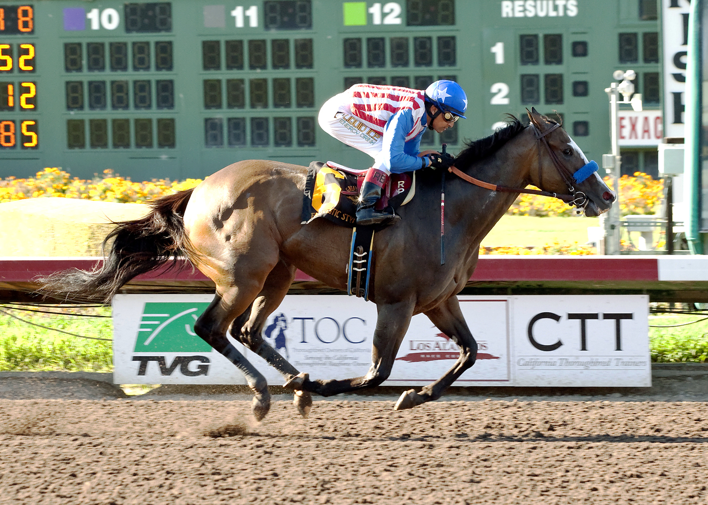 Fantastic Style wins the Great Lady M Stakes