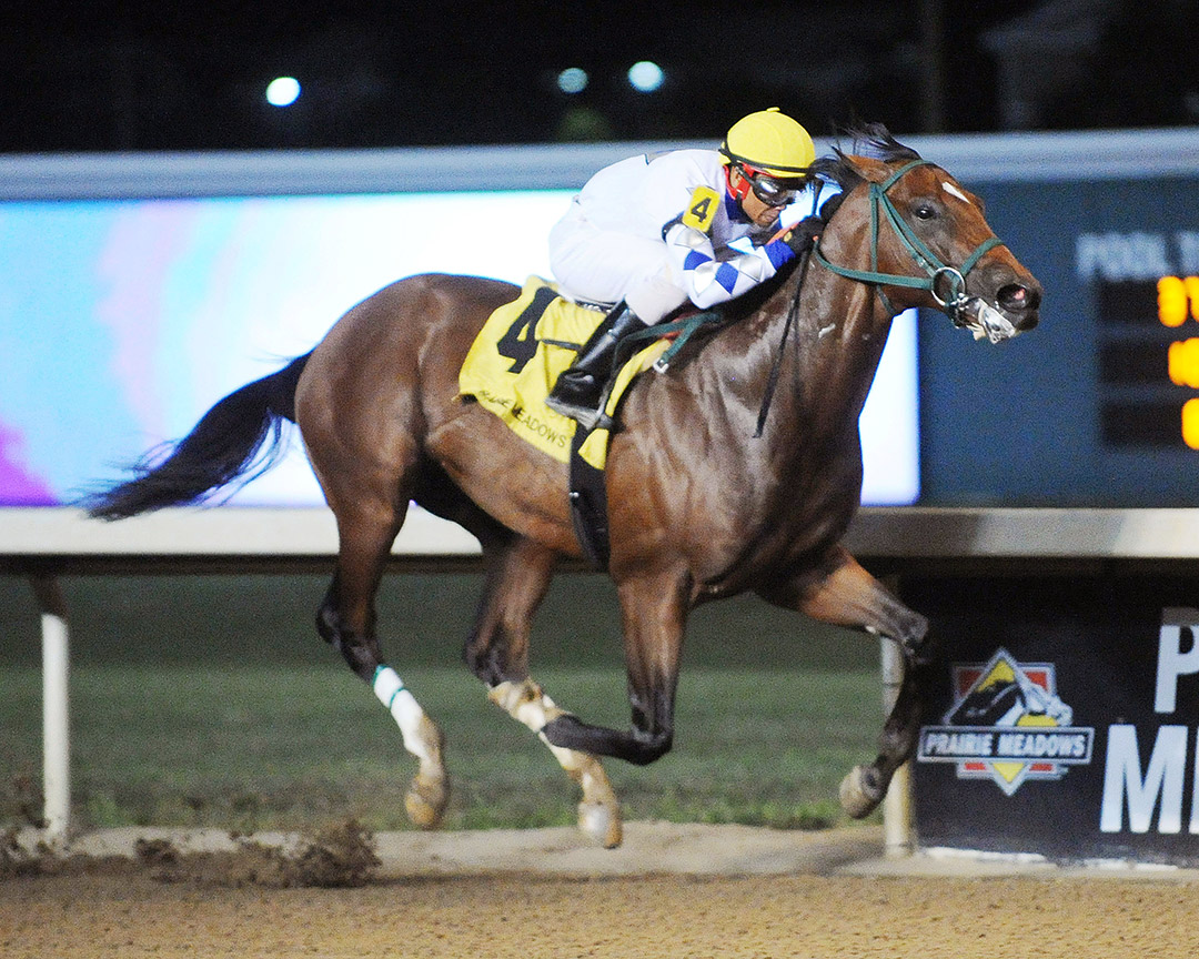 Feel the Fear wins the Prairie Gold Juvenile Stakes at Prairie Meadows