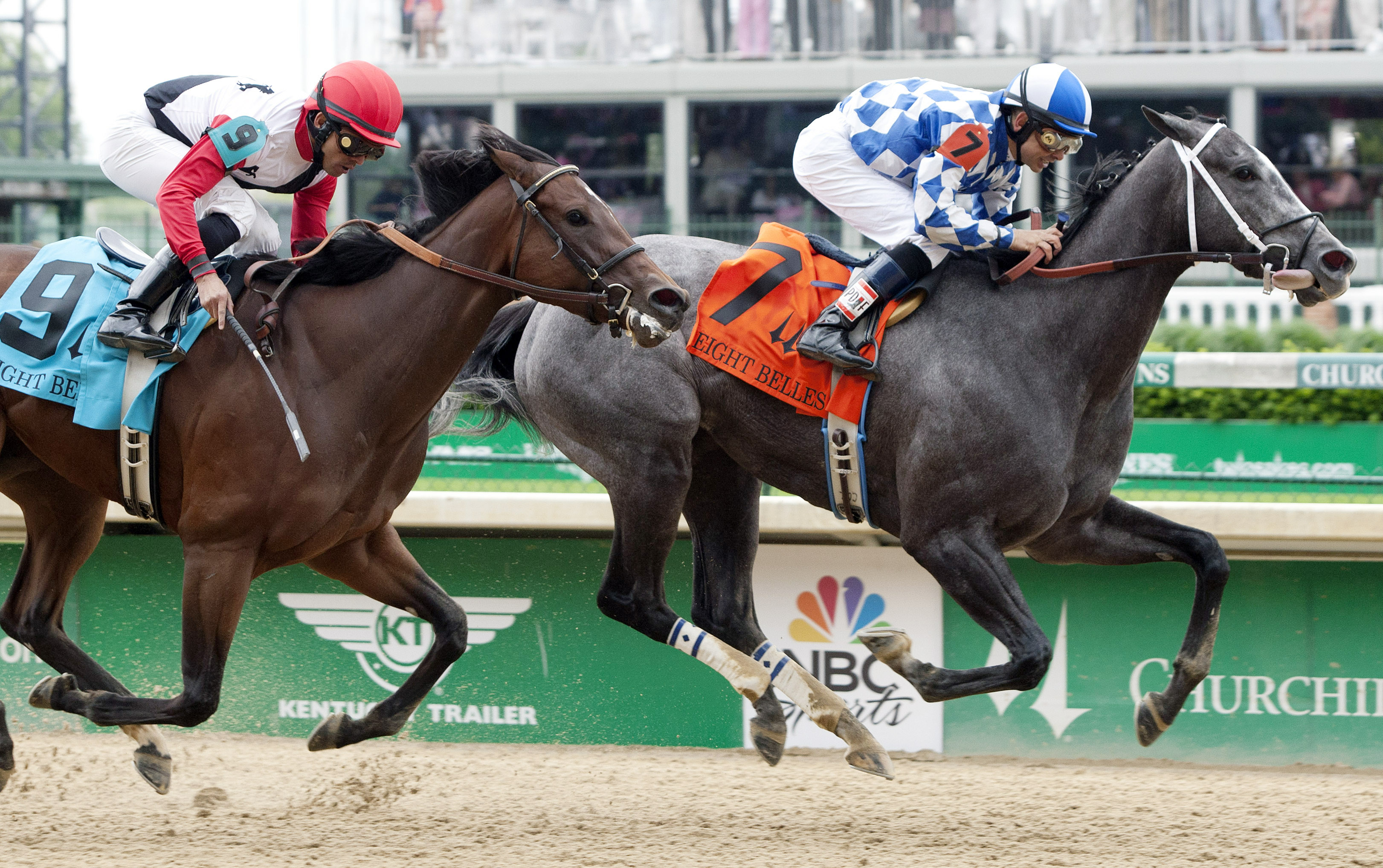 Fiftyshadesofgold beats Milam to win the Eight Belles