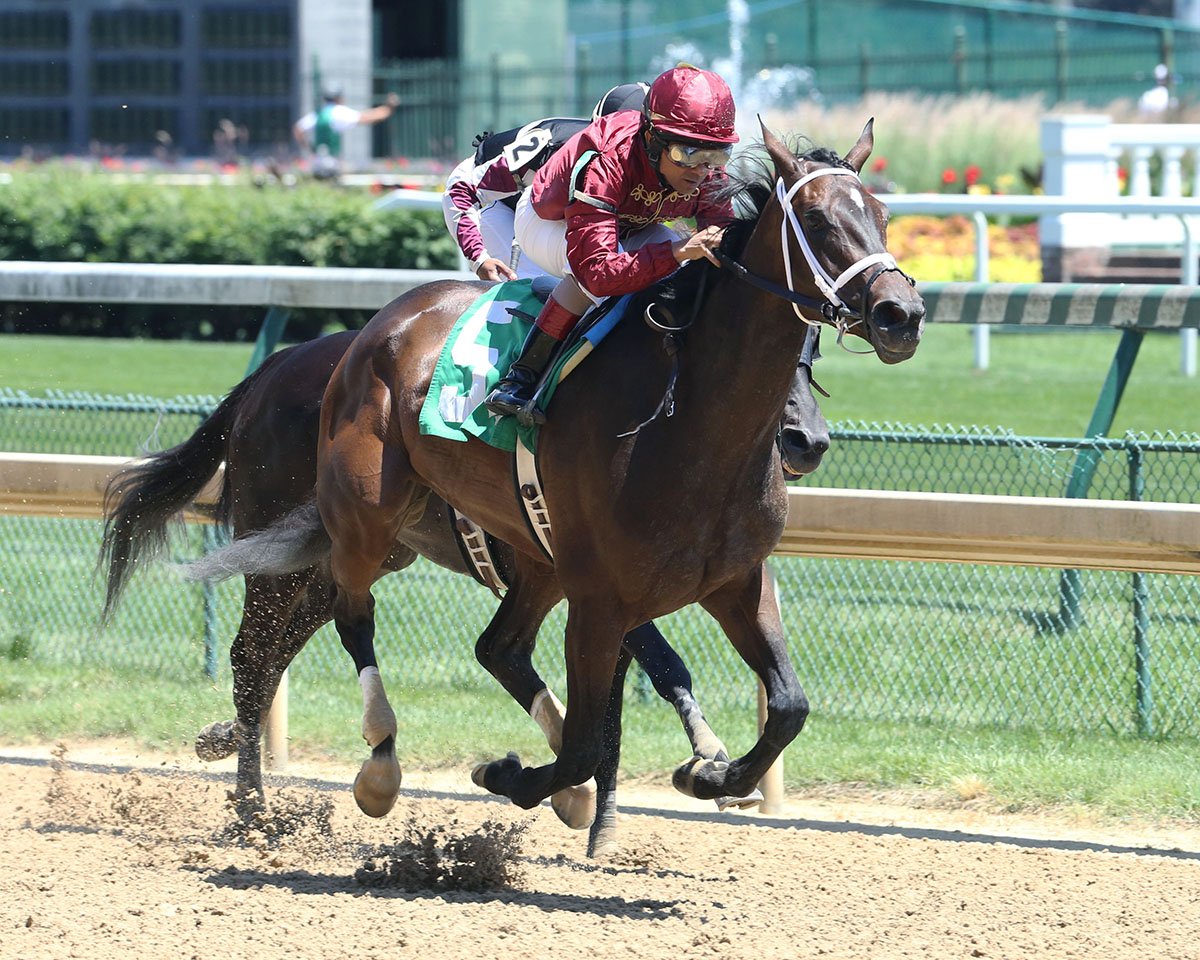 Figarella-s Queen wins a June 3 allowance race