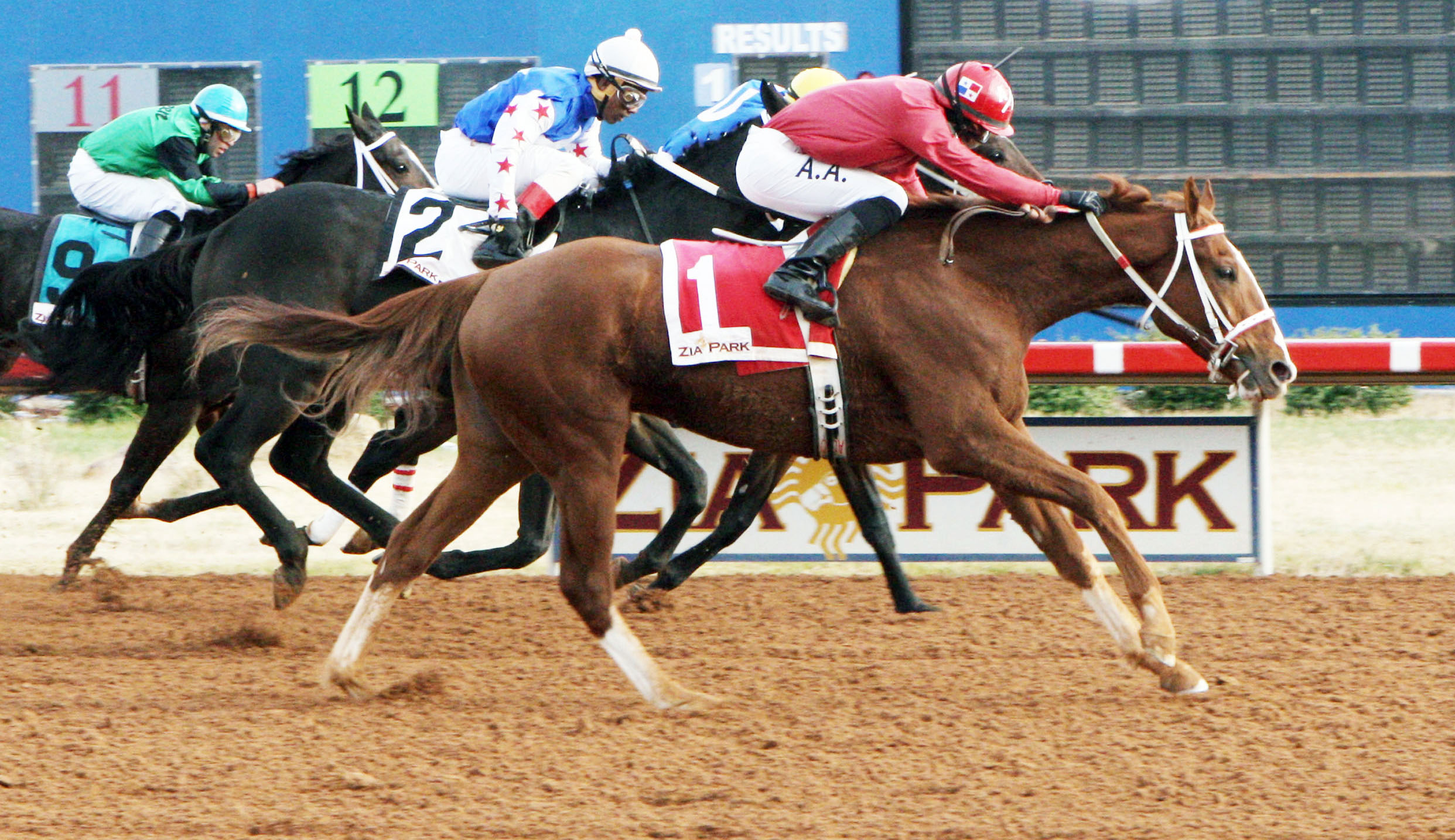 For Cash wins the Zia Park Derby