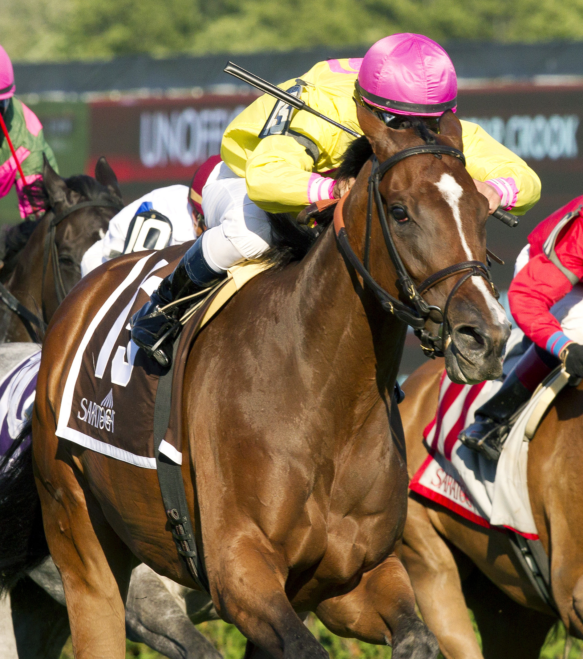 Fourstar Crook wins the 2016 Yaddo Stakes