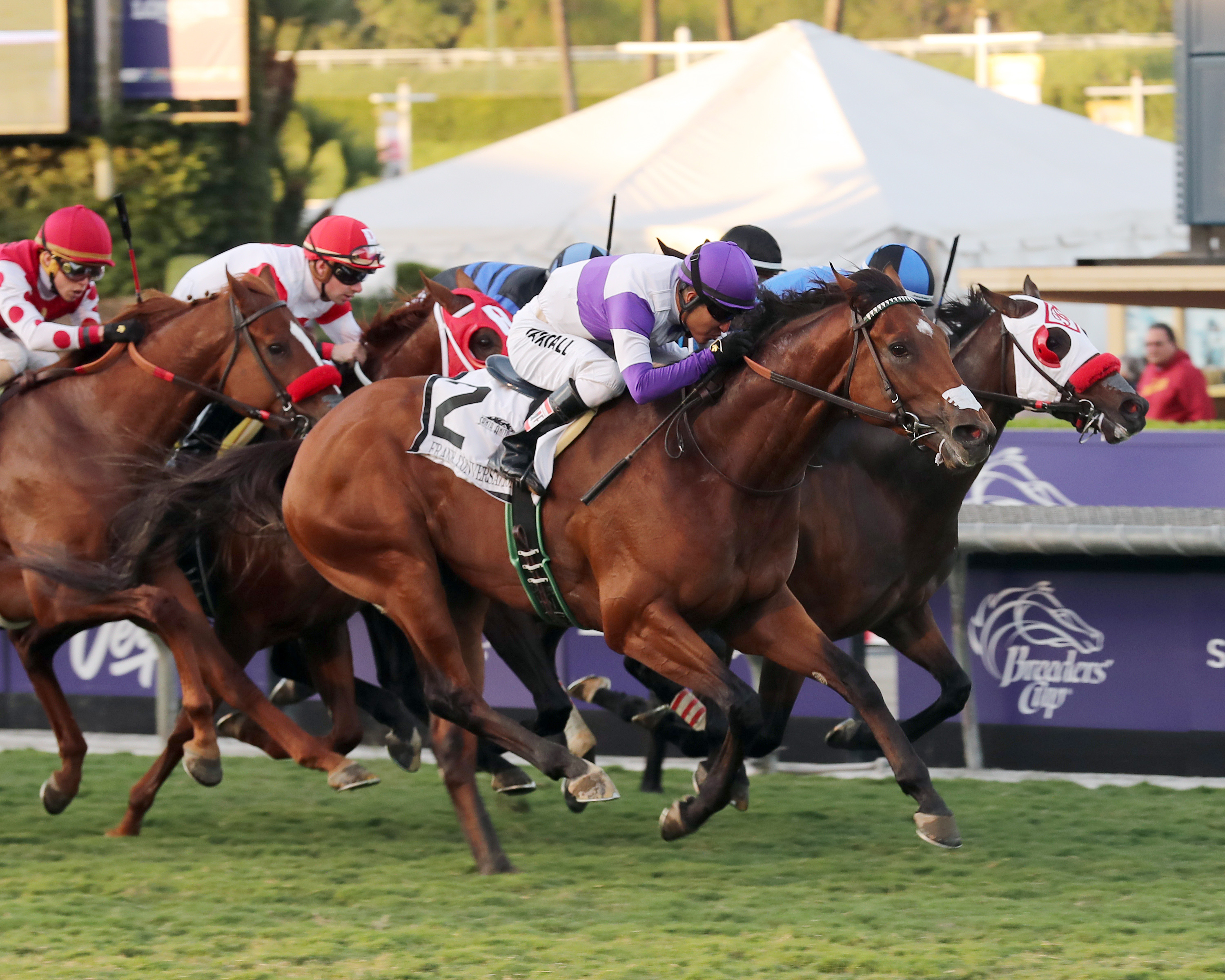 Frank Conversation wins the Twilight Derby