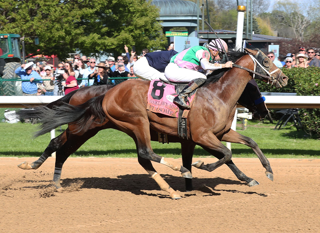Fulsome (8) wins the 2022 Oaklawn Mile at Oaklawn Park