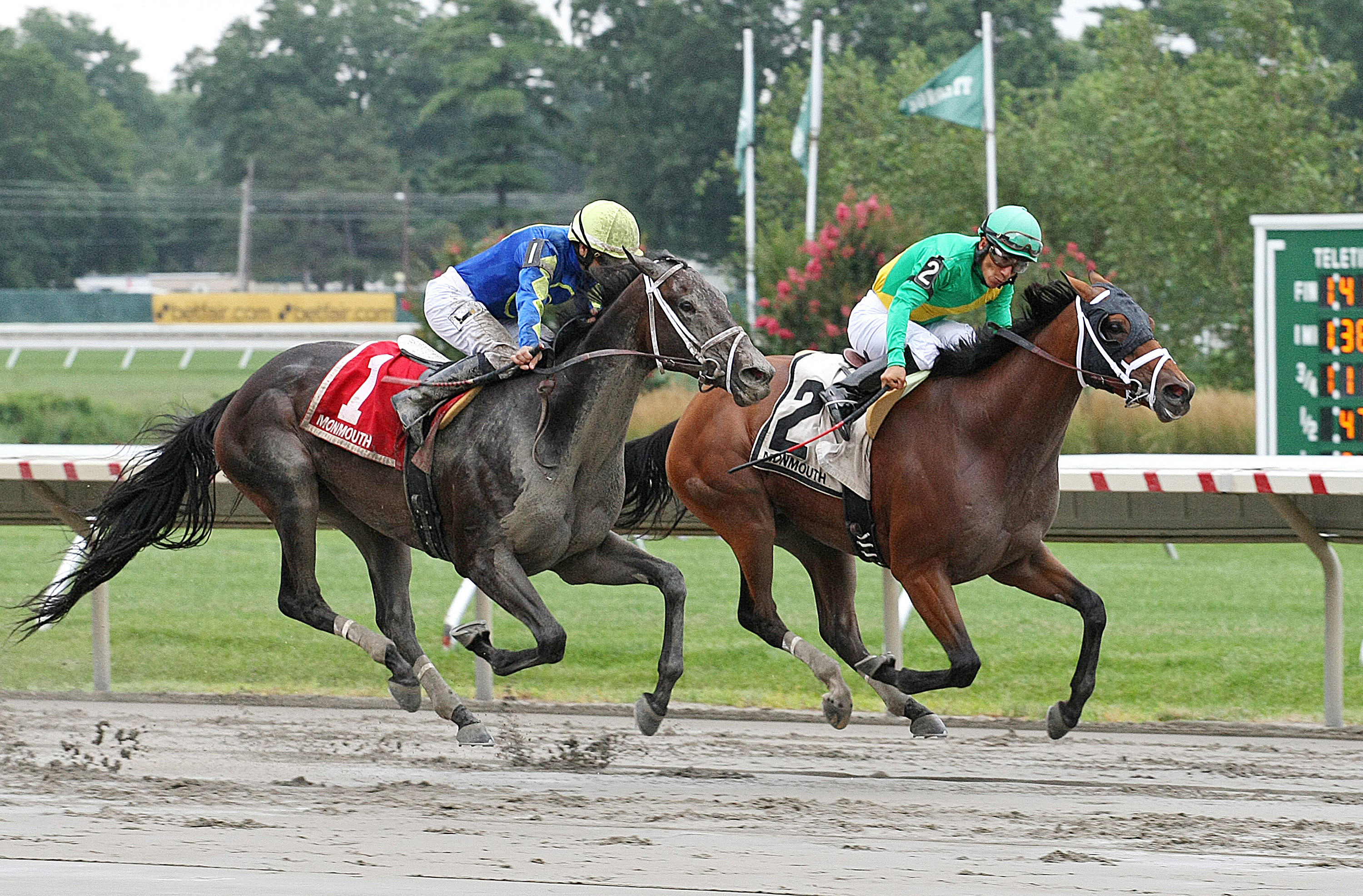 Genre beats Eskenformoney to win the Molly Pitcher
