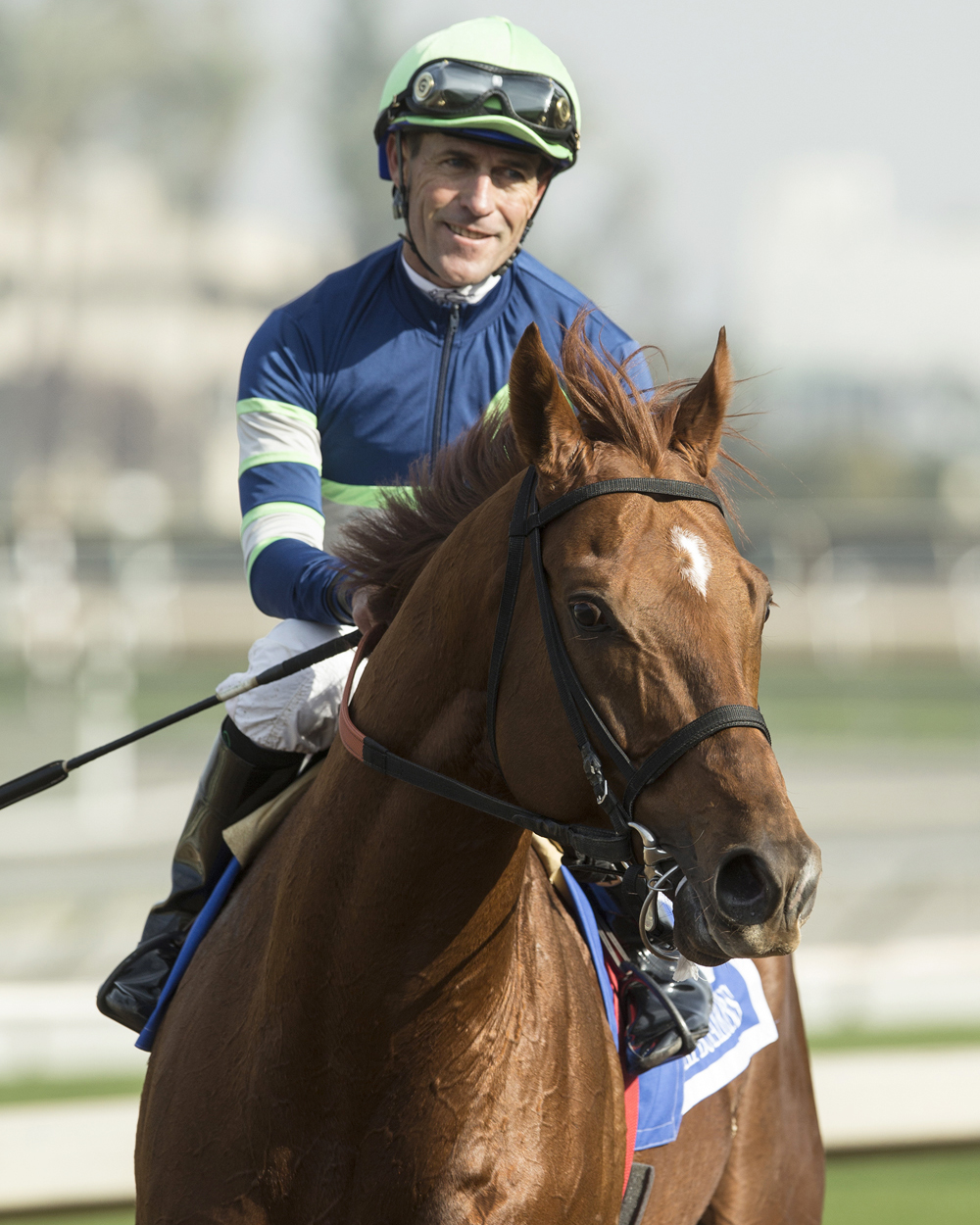 Gary Stevens aboard Giant Expectations at the San Antonio Stakes