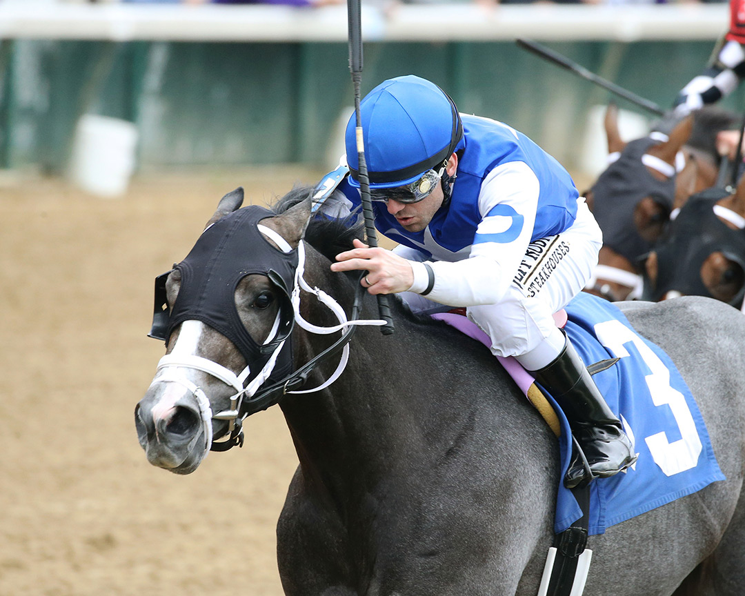 Glacial wins a May 29 maiden at Churchill Downs