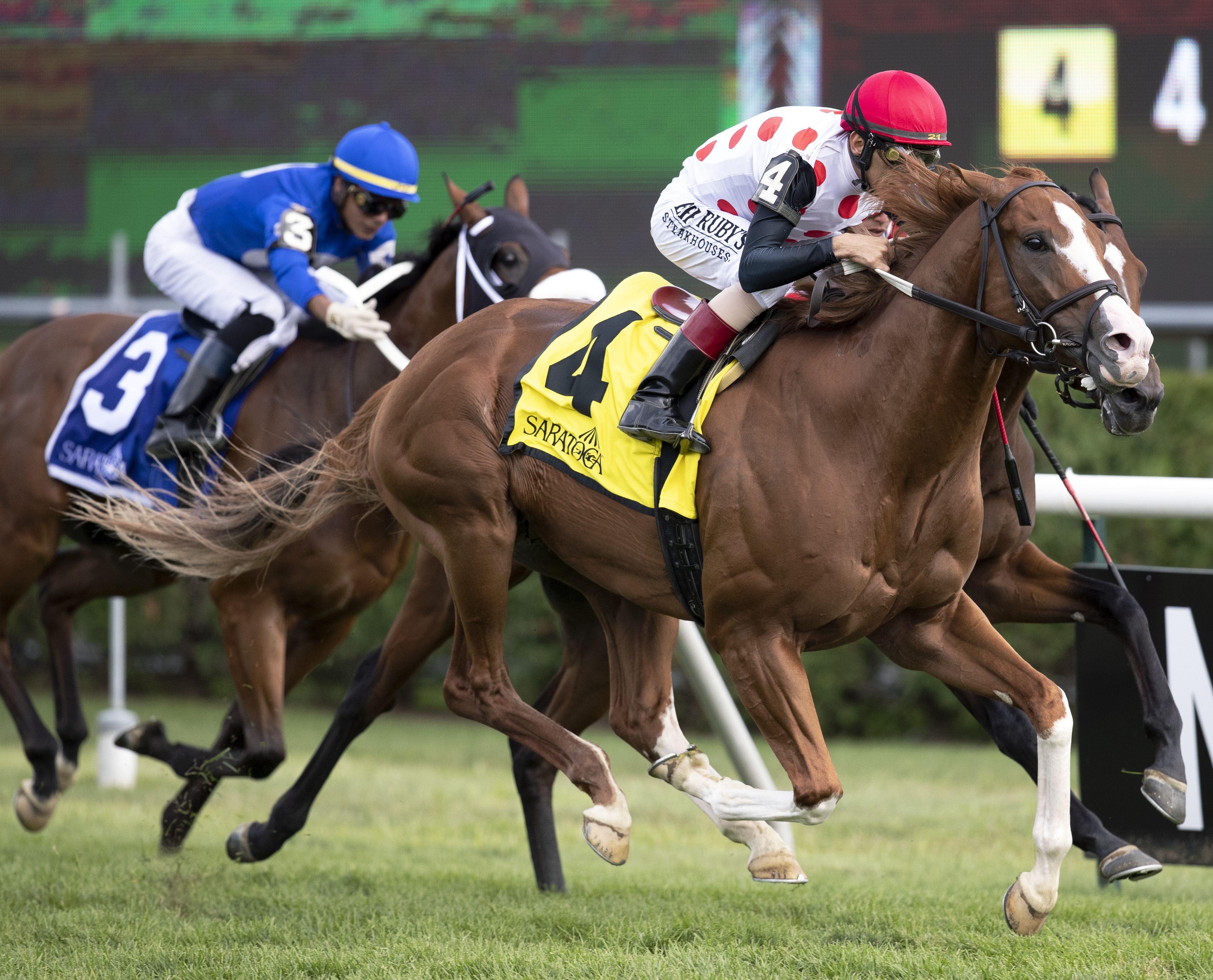 Global Access wins the 2019 Saranac Stakes