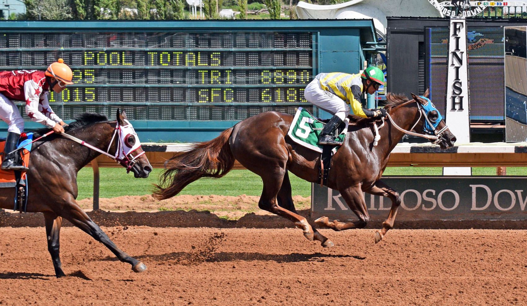 Gone Shoppin wins the 2017 Senorita Futurity Trial