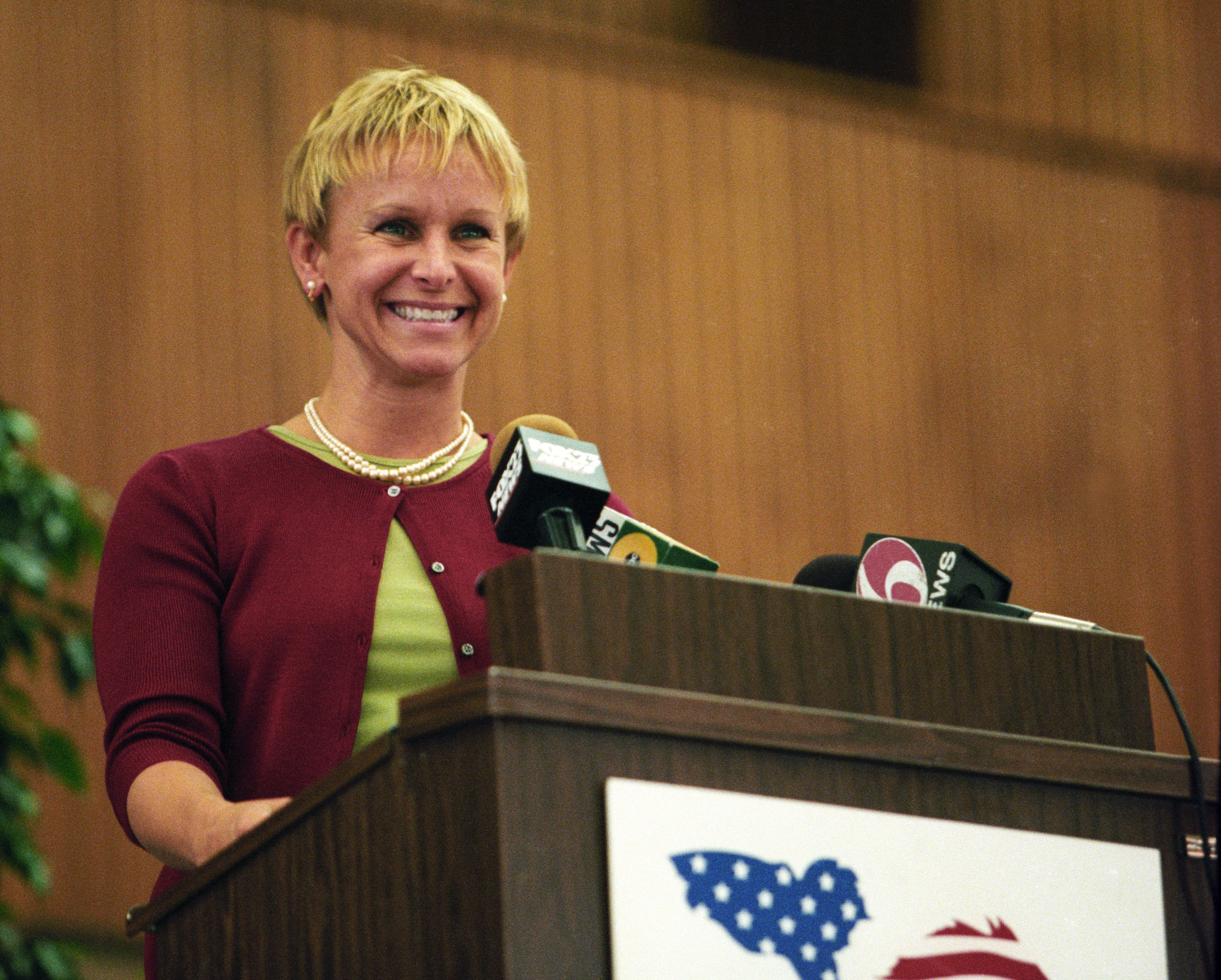 Julie Krone Hall of Fame induction 2000