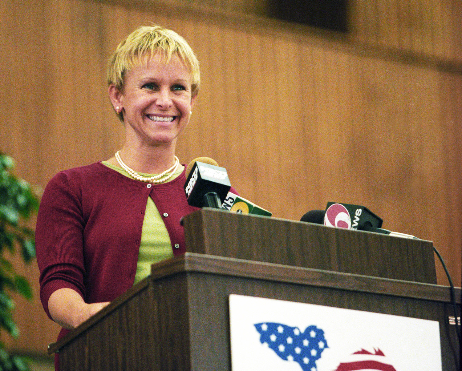 Julie Krone 2000 Hall of Fame induction