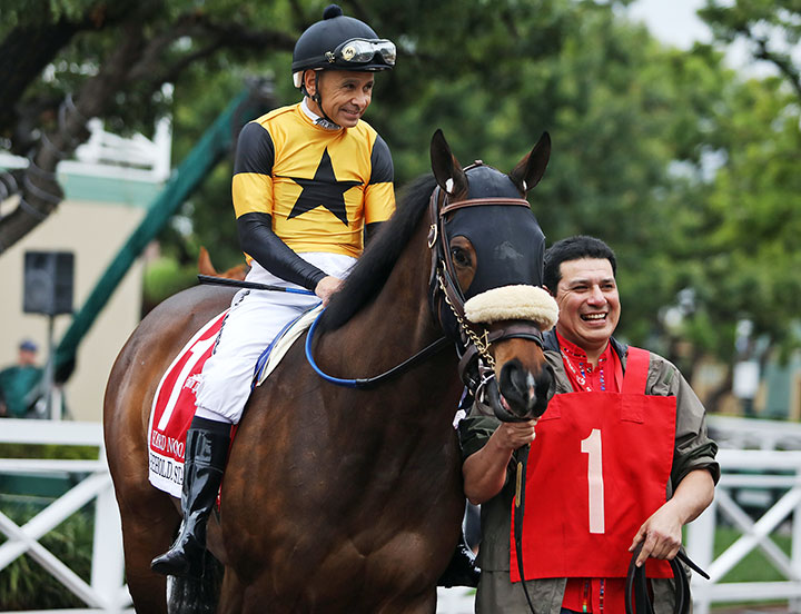 Hard Not to Love at the 2020 Beholder Mile at Santa Anita Park
