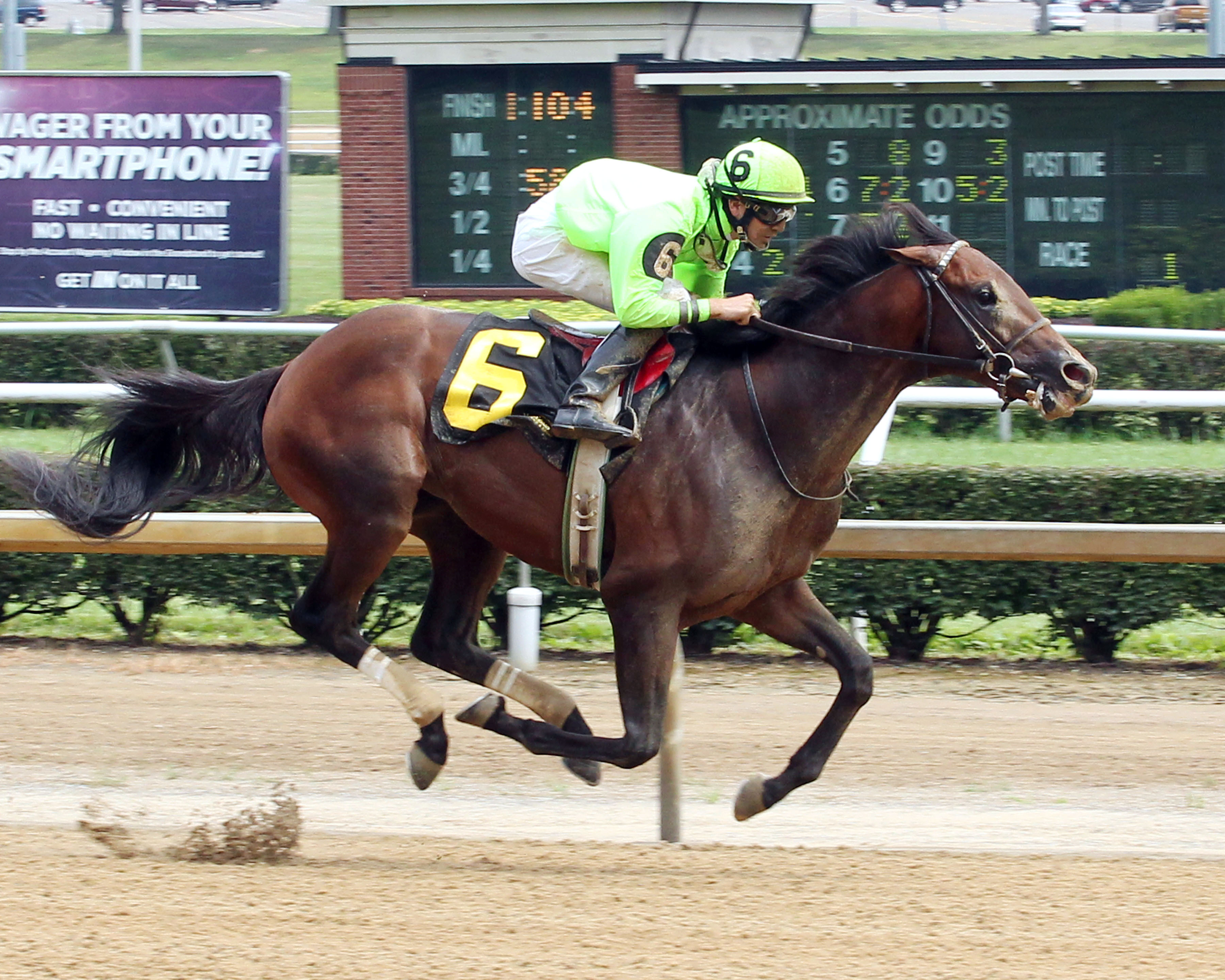 Hashtag Bourbon wins the West Virginia Juvenile Stakes