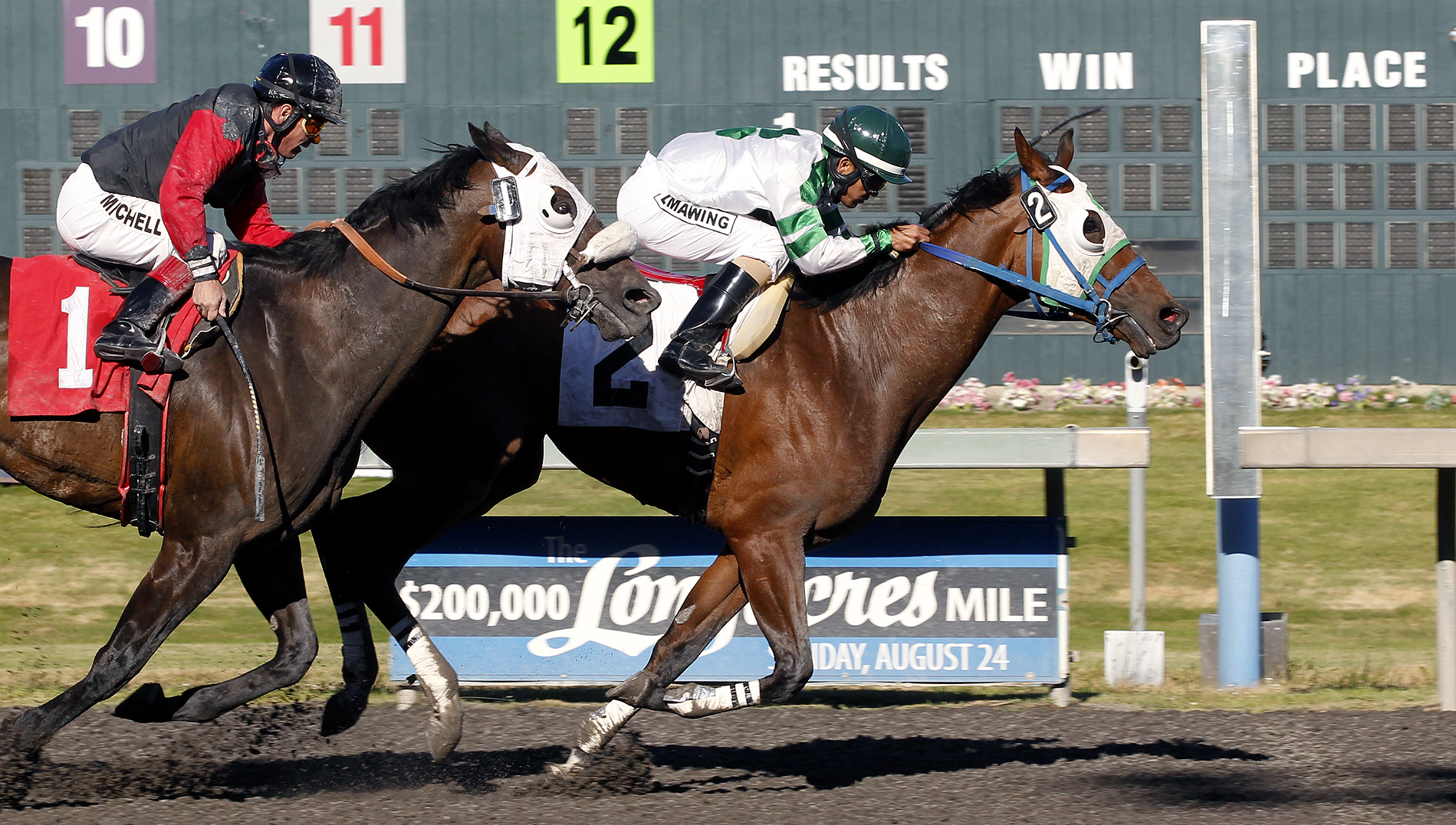 He's a Cruiser wins a claiming race