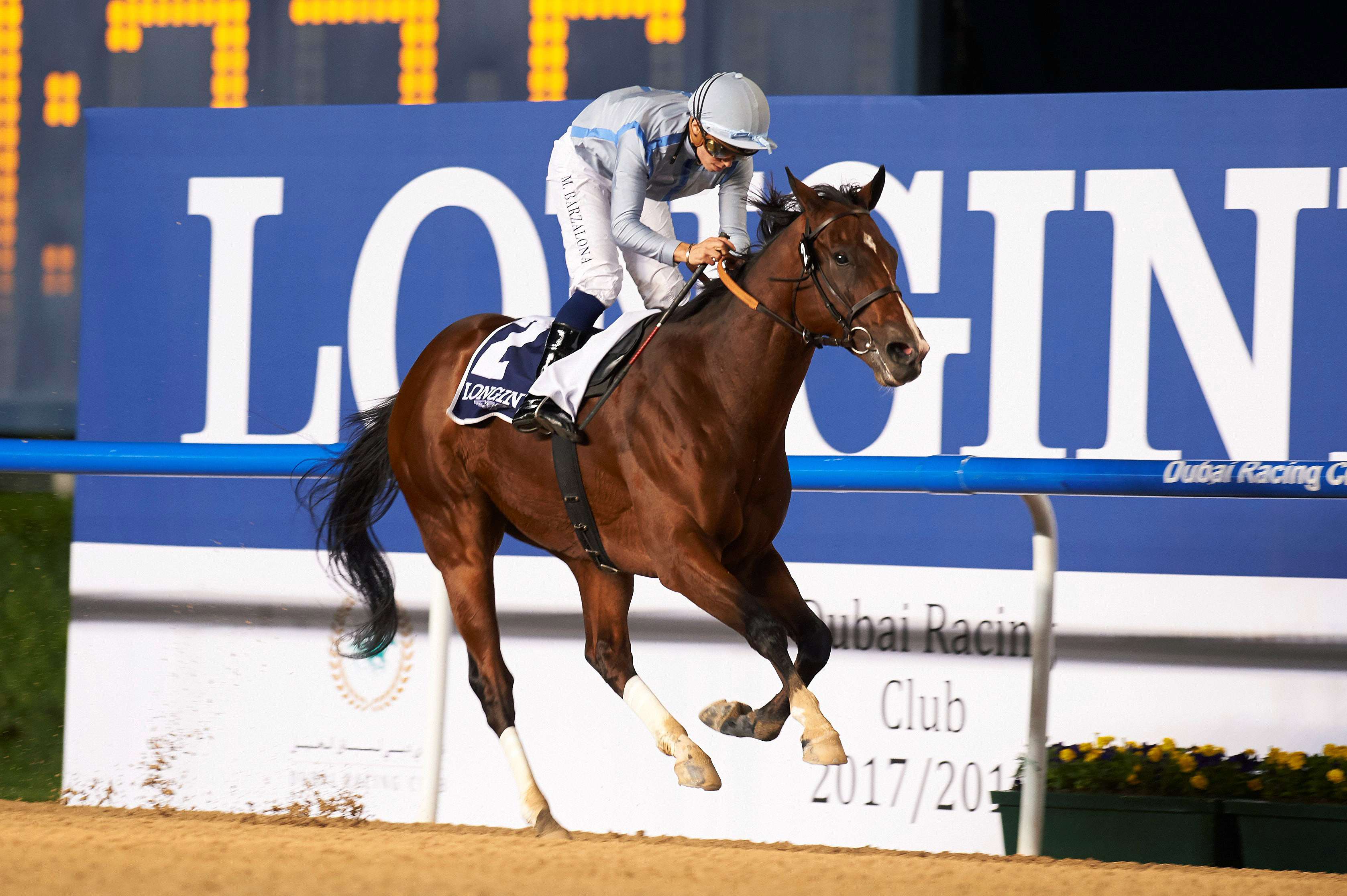 Heavy Metal wins the Al Maktoum Challenge