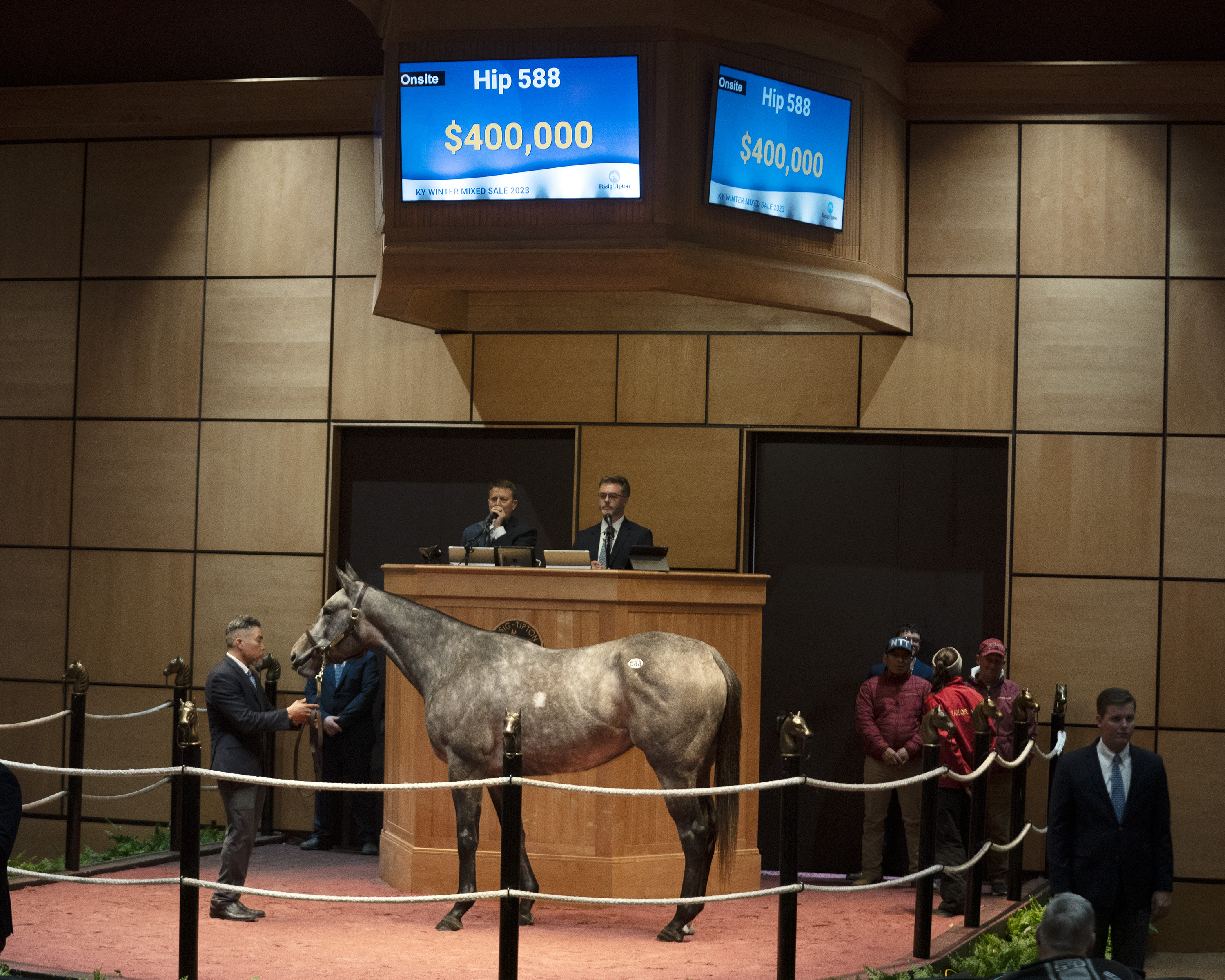 Lemieux, sale-topper FTK winter mixed 2023