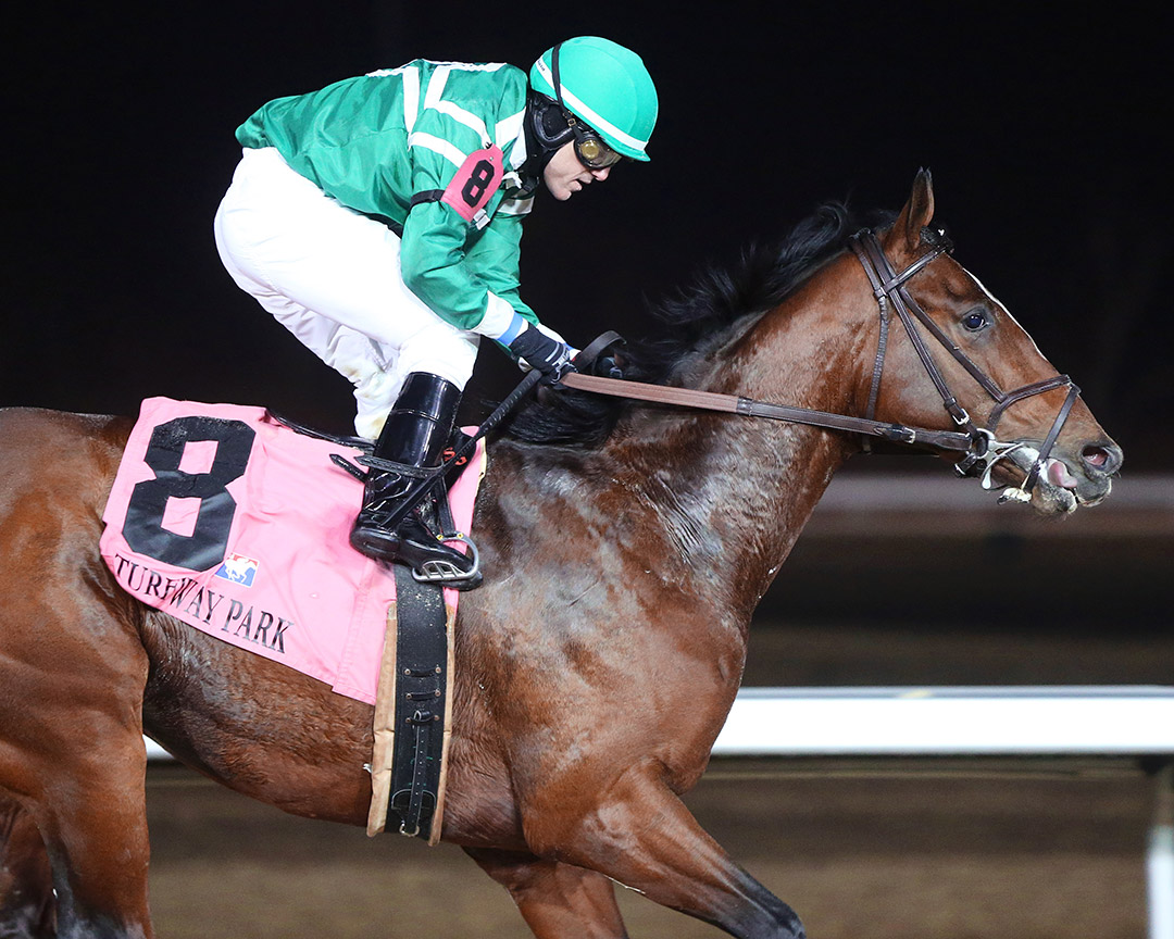 Hush of a Storm wins the 2021 John Battaglia Memorial Stakes at Turfway Park