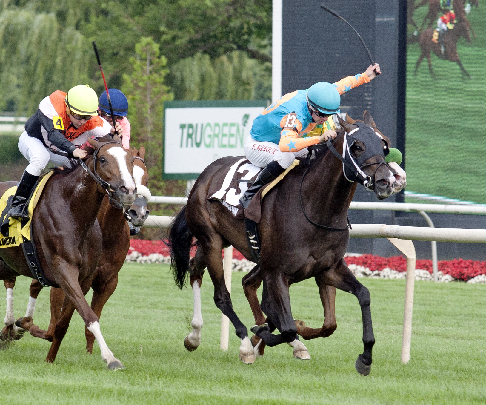 I'm Already Sexy wins the Modesty Handicap