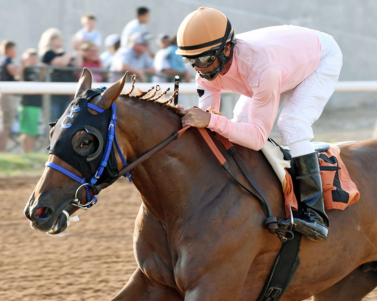 Eddie Martin Jr wins the Fair Meadows Distance Distaff aboard Inagoodway