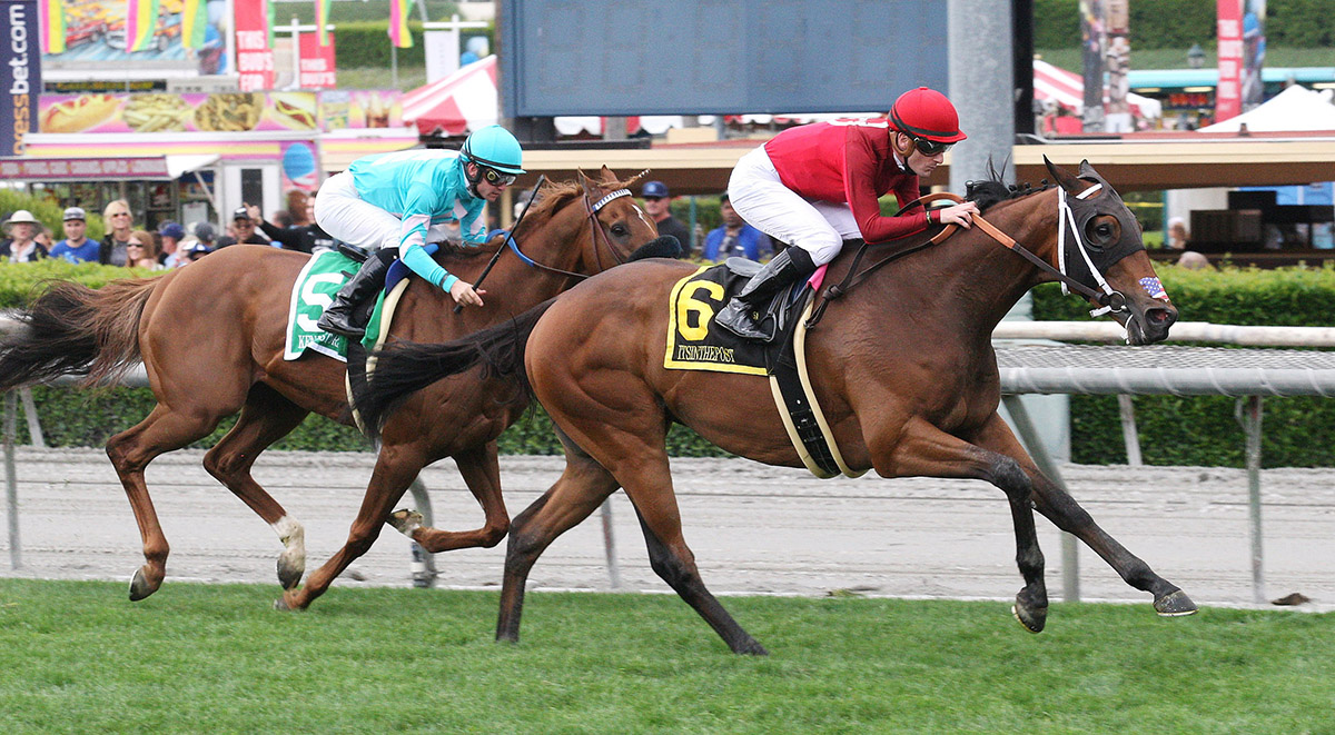 Itsinthepost wins the 2018 Charles Whittingham