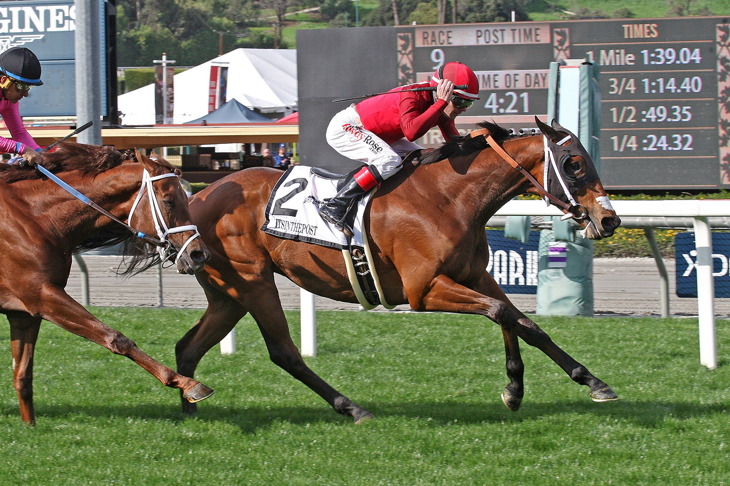 Itsinthepost wins the 2018 San Luis Rey