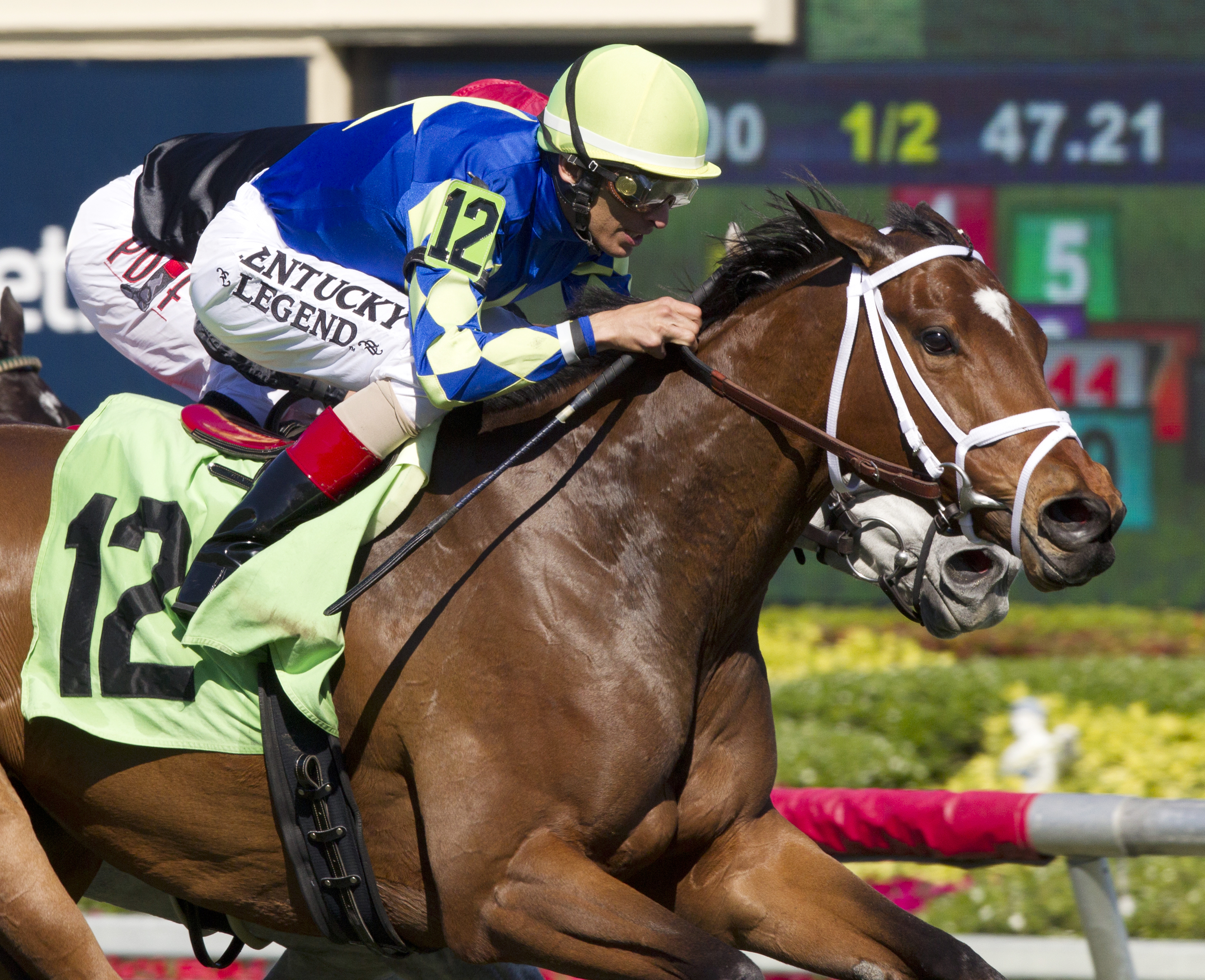 Itsonlyactingdad wins a second-level allowance at Gulfstream