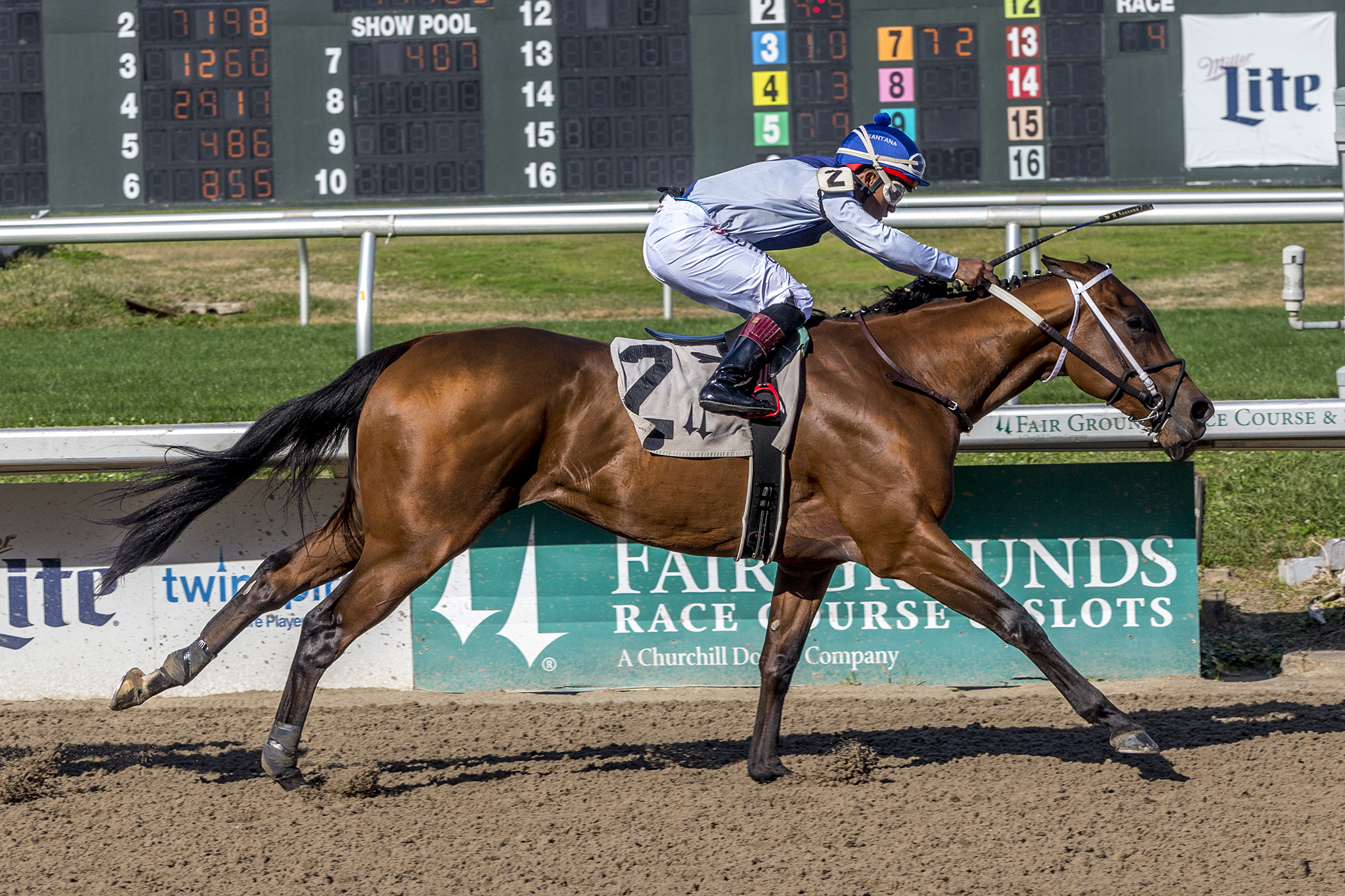 Joy's Rocket wins Letellier 12-19-2020