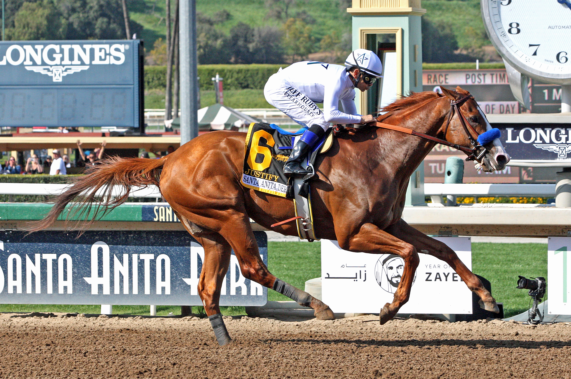 Justify wins the 2018 Santa Anita Derby