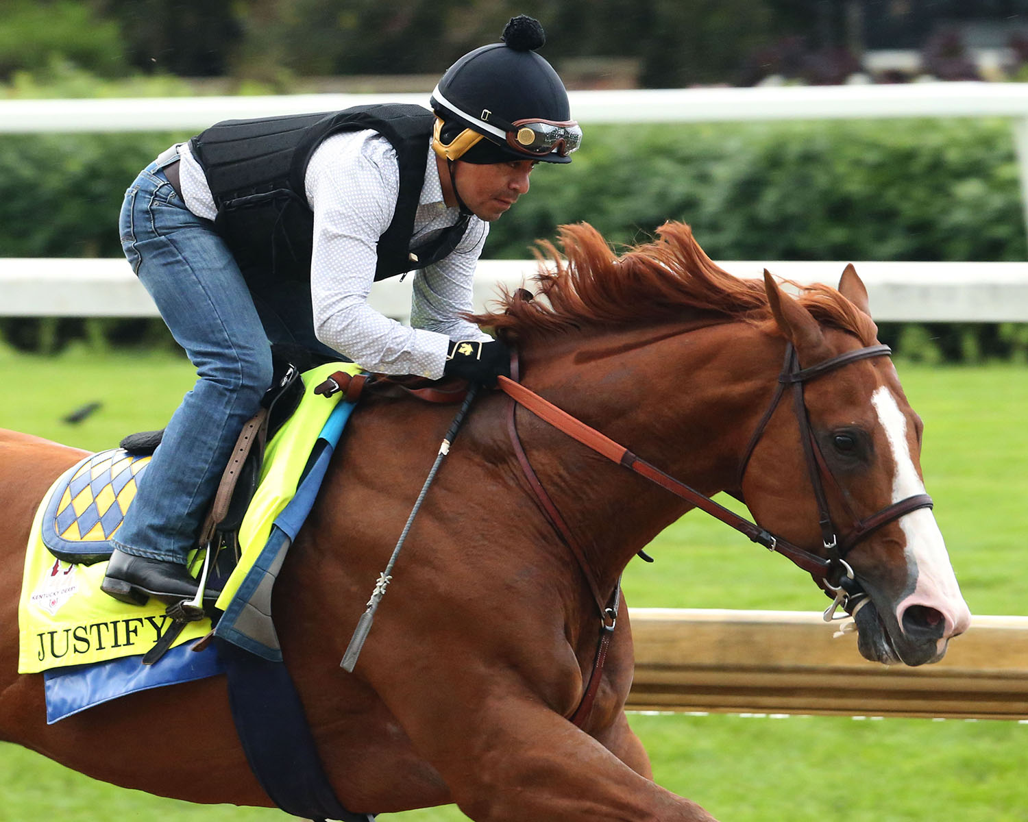 Justify breezes at Churchill on May 29