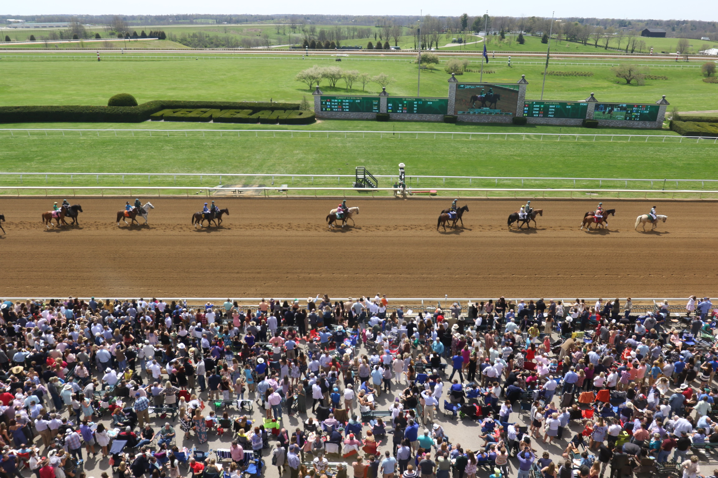Keeneland spring meet crowd 2018
