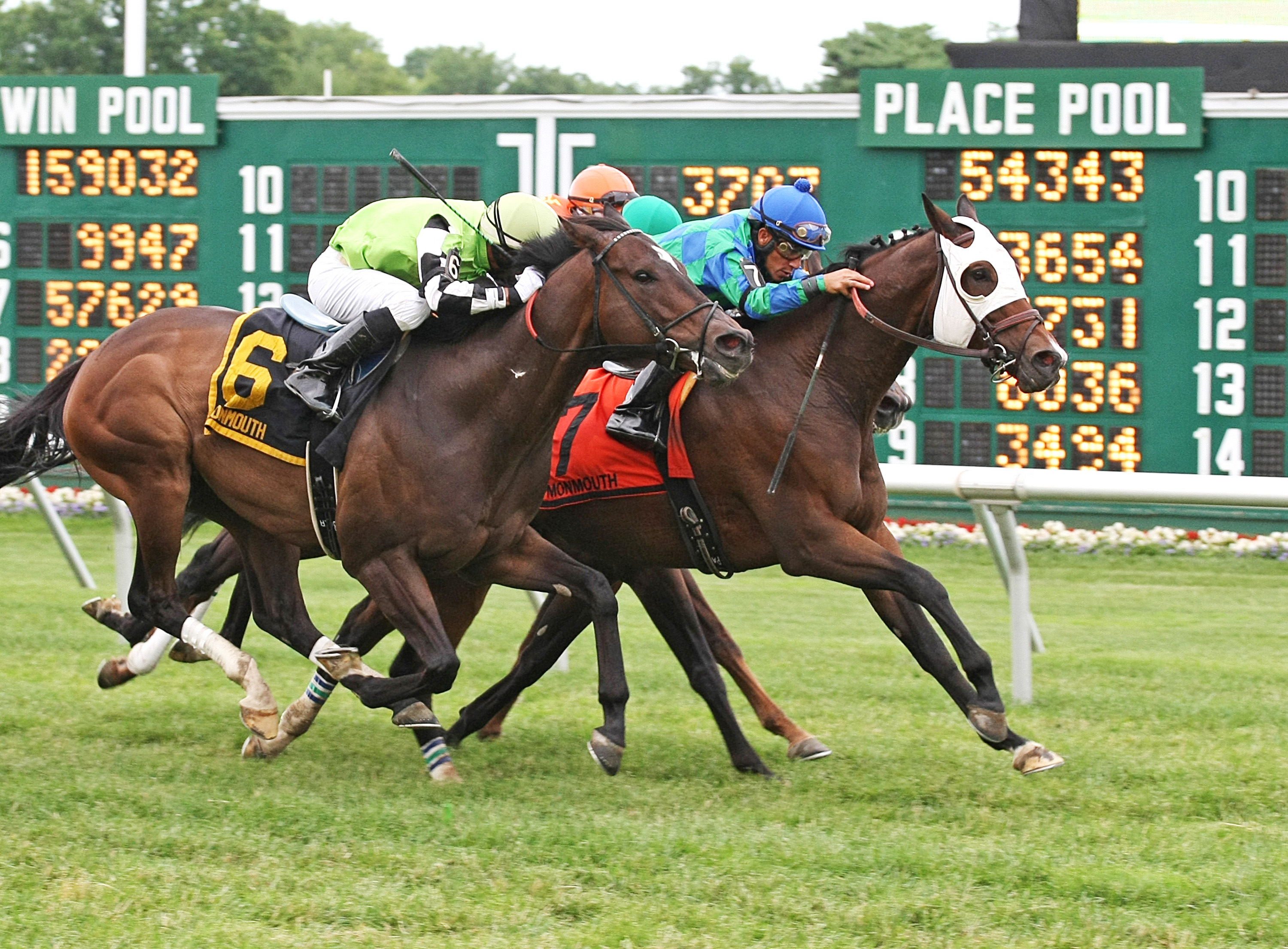 Kharafa wins the Elkwood Stakes