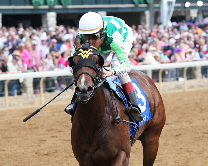Kimari wins an April 25 maiden race at Keeneland Race Course
