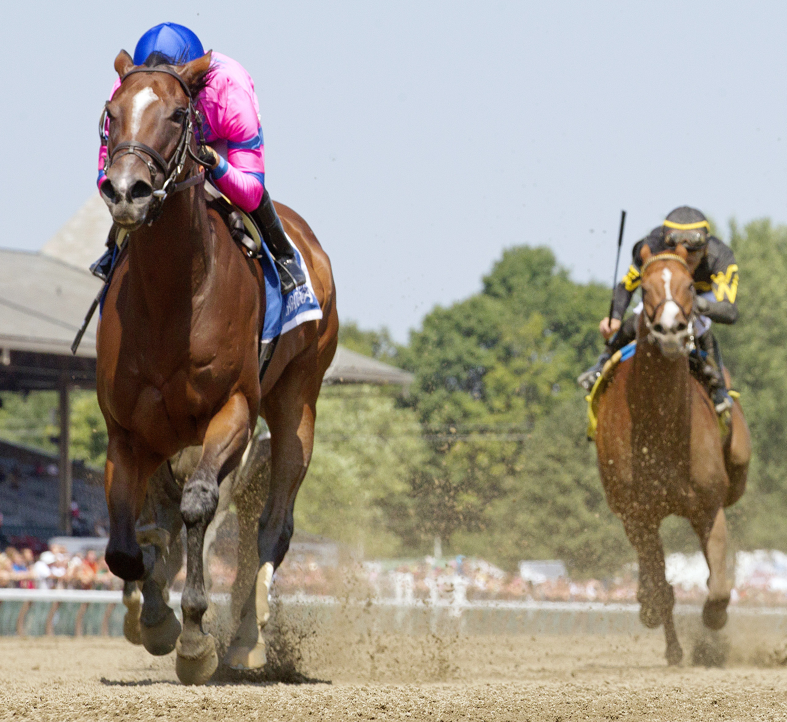 La Verdad wins the Honorable Miss Handicap