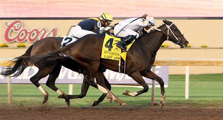 Lady Apple wins the 2019 Remington Oaks at Remington Park